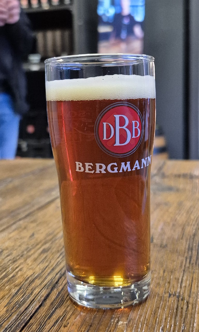 rot, Bergmann Brauerei