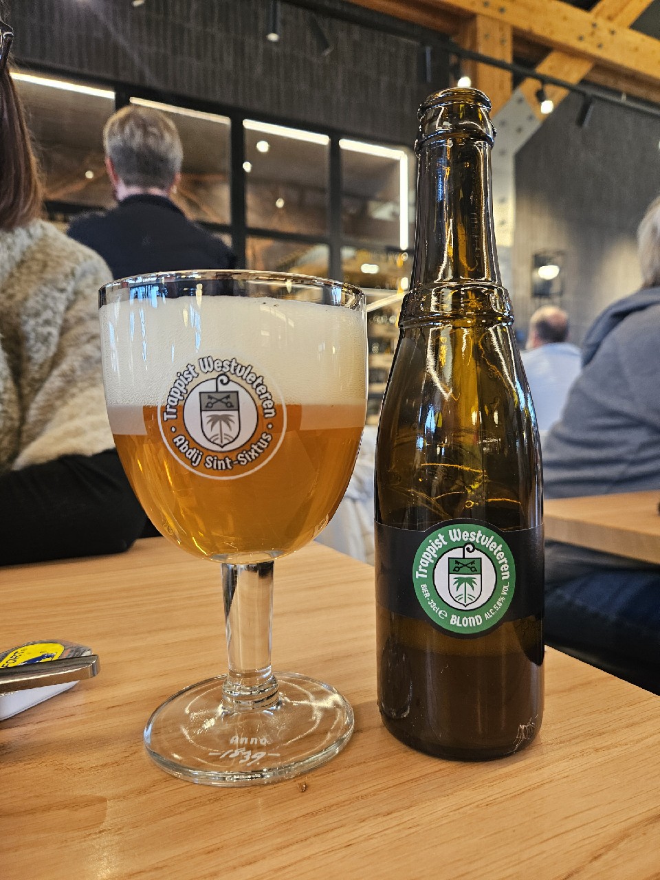 Westvleteren 6 Blonde, Brouwerij De Sint-Sixtusabdij van Westvleteren