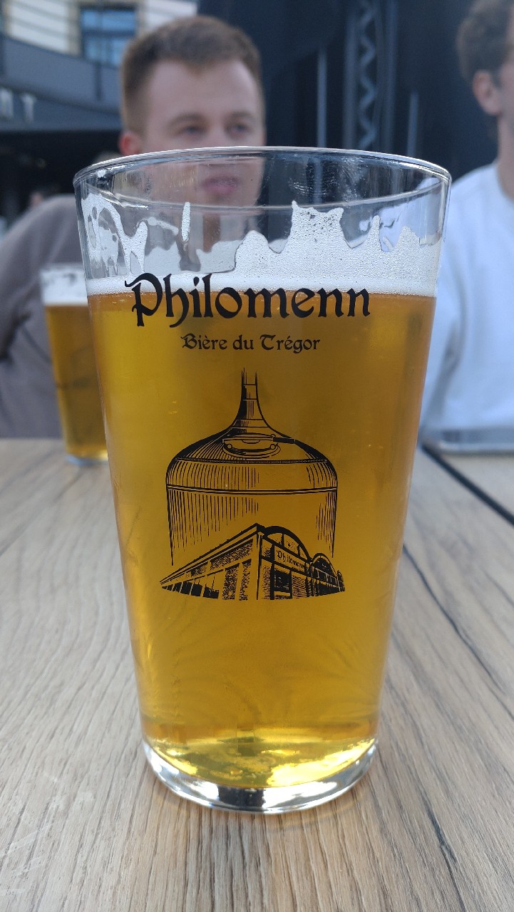 Philomenn Blonde, France