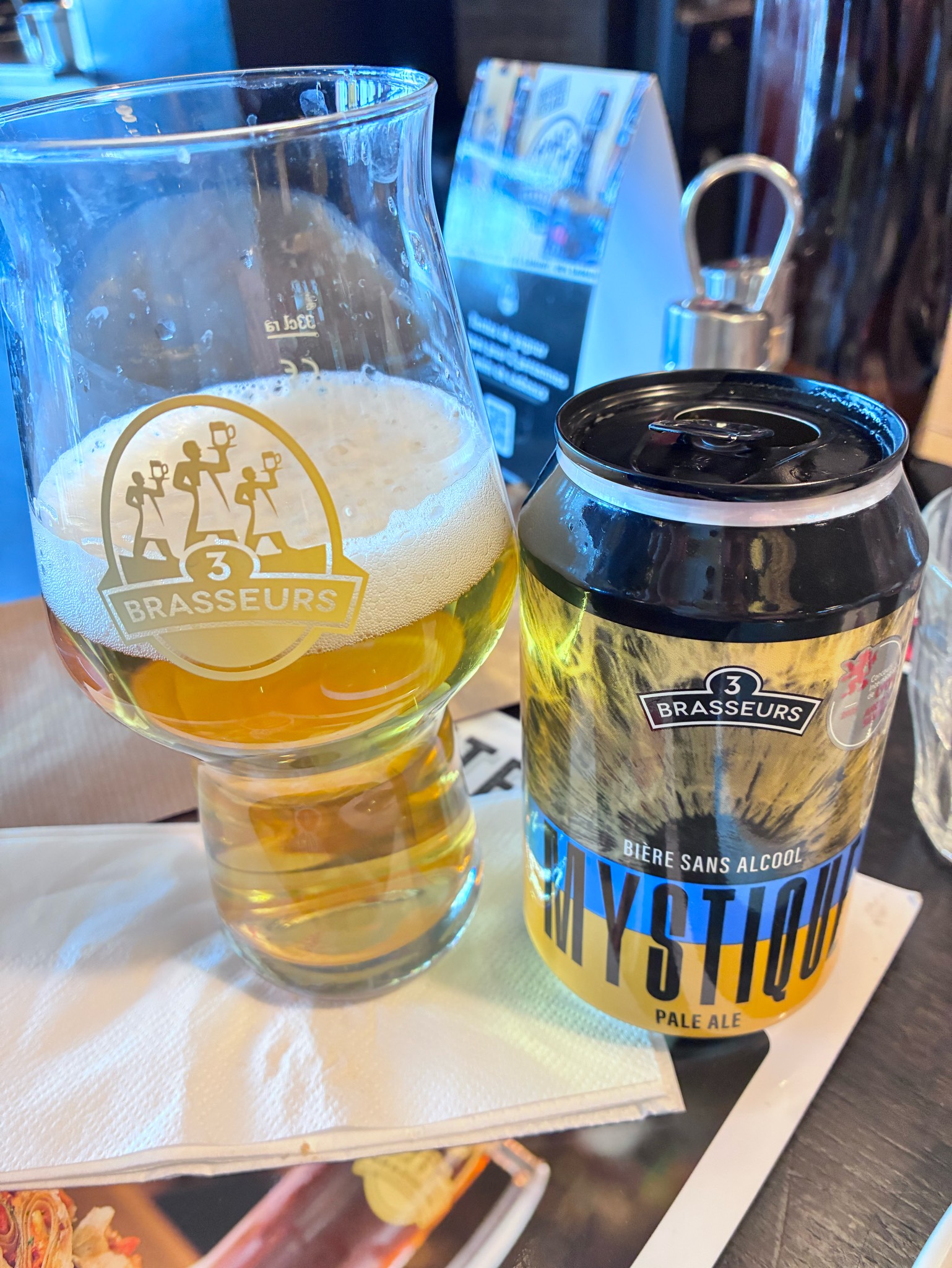 Mystique, Les 3 Brasseurs / The 3 Brewers Lille