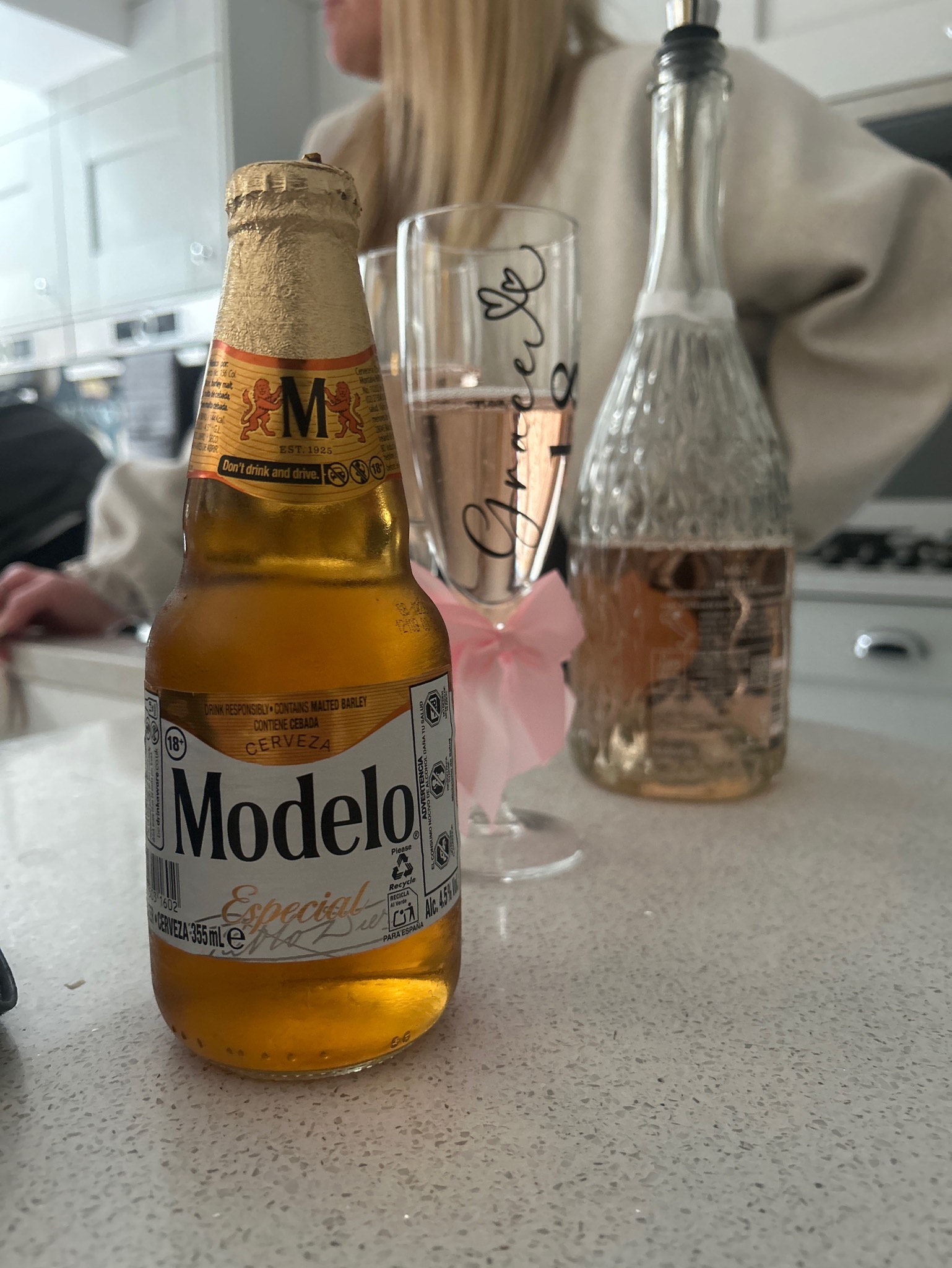 Modelo Especial, Mexico