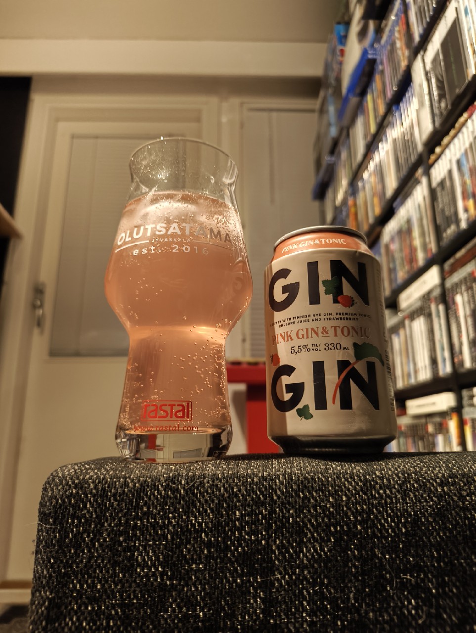 Pink Gin & Tonic, Finland