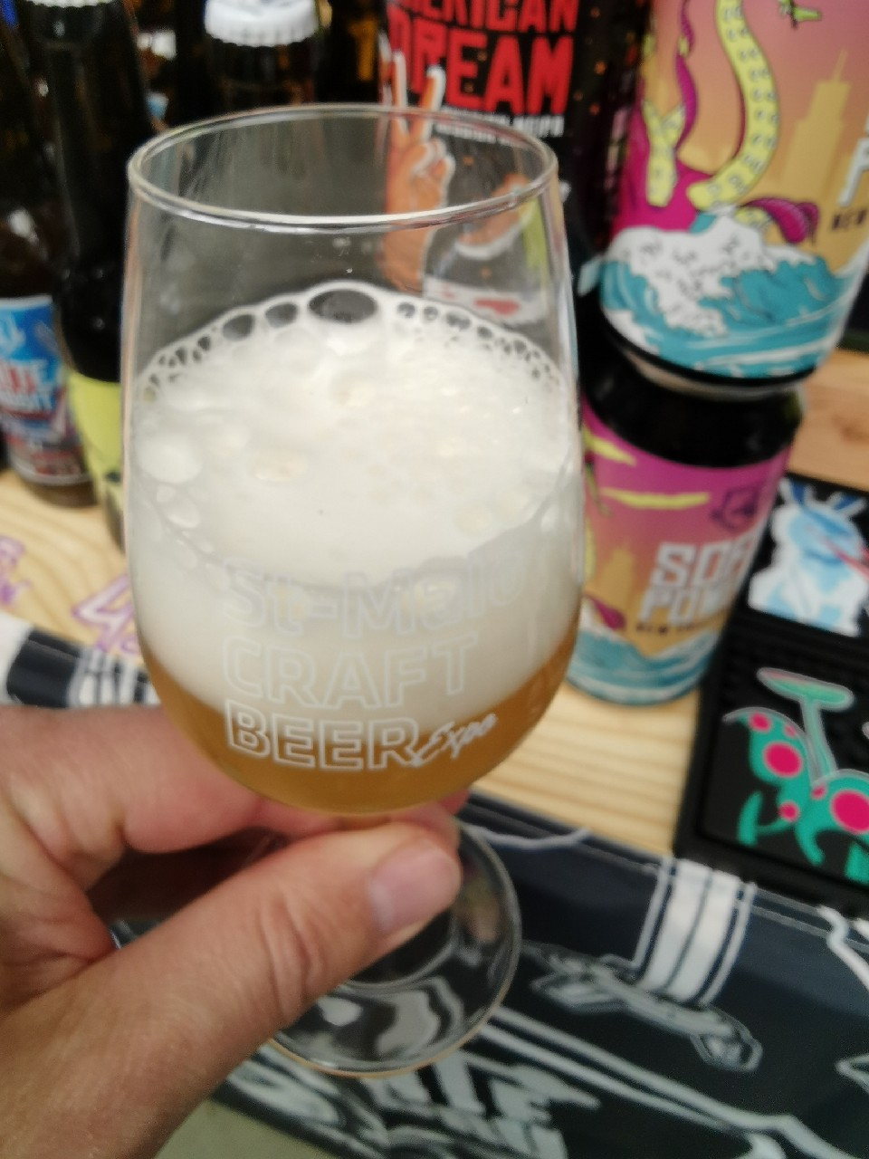 Death In Technicolor, France