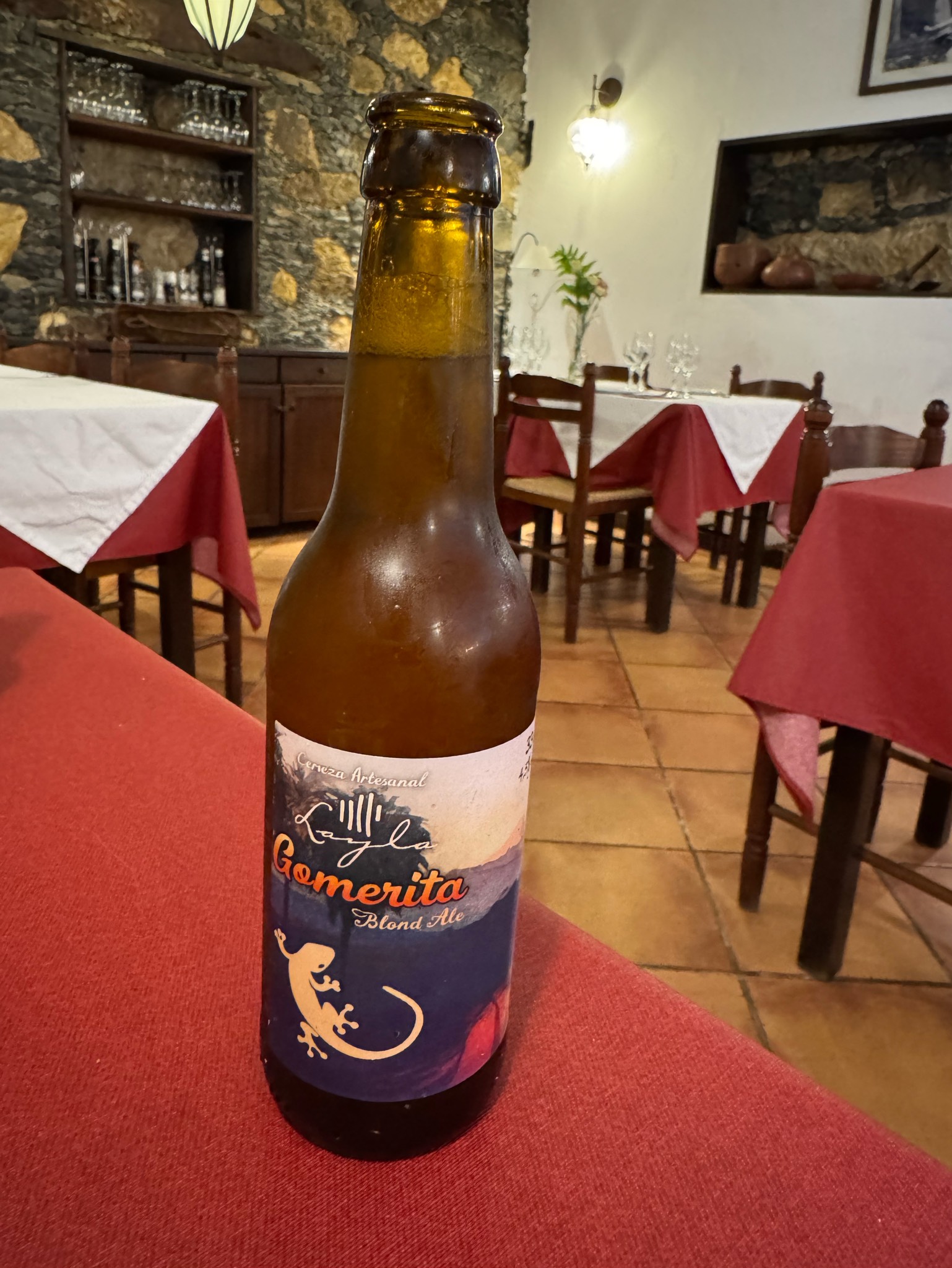 Layla, Cerveceria La Gomera