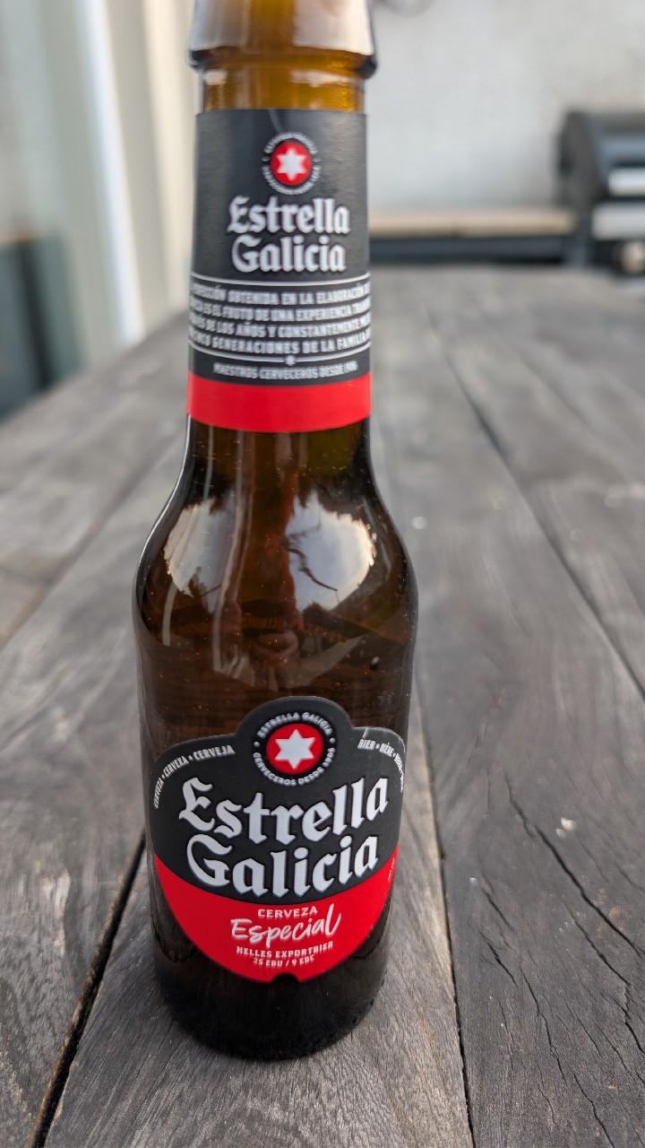 Estrella Galicia Especial, Spain