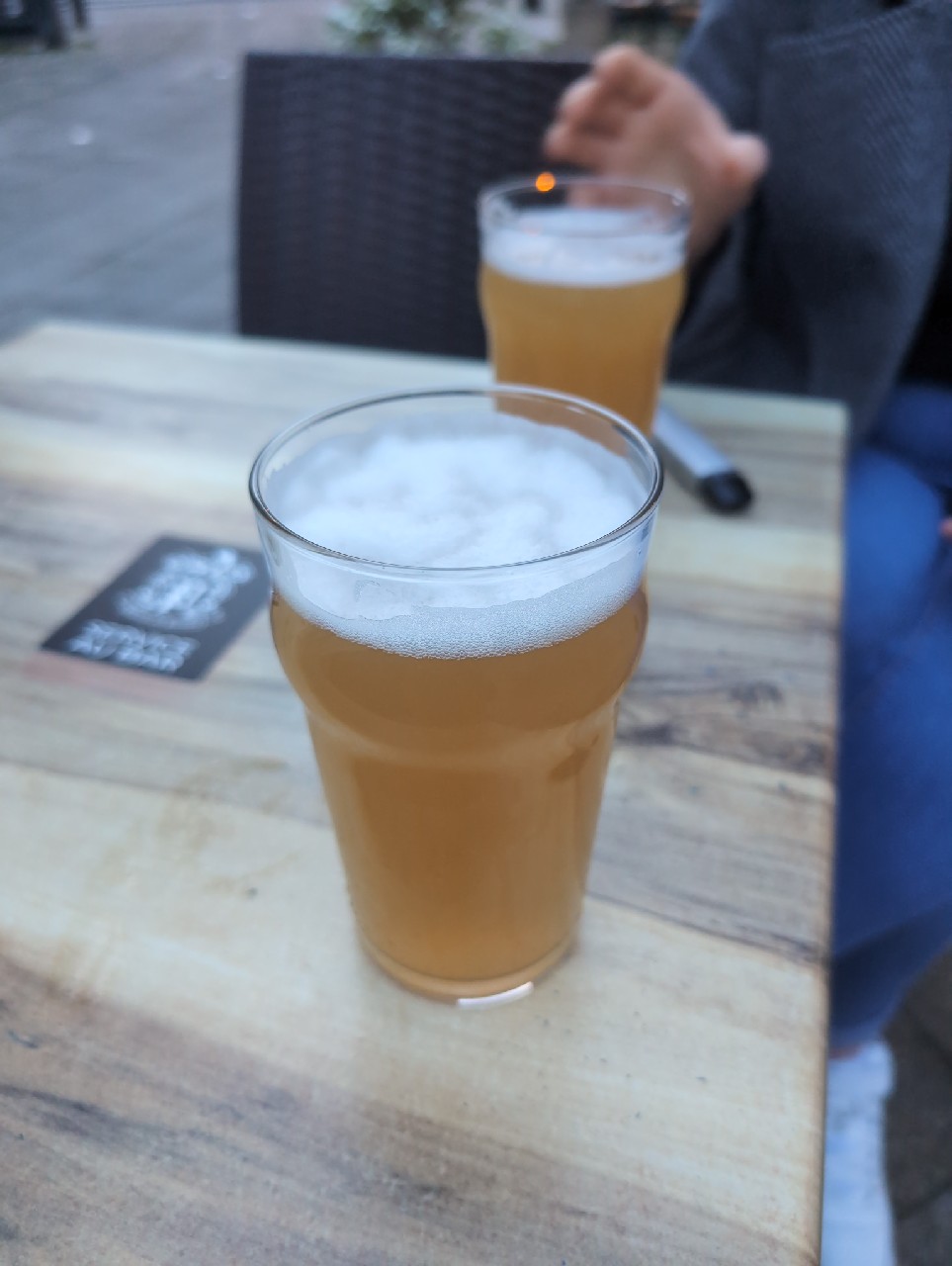 outre seille neipa, Aux Paraiges