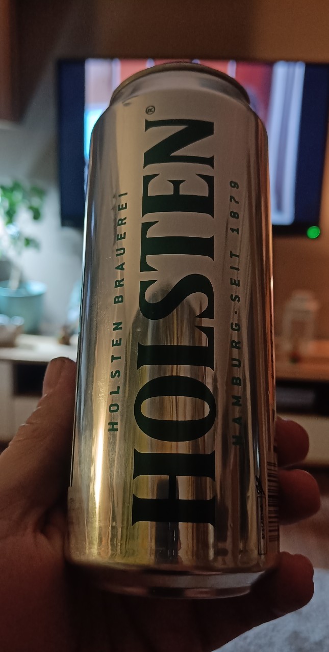 Holsten Pilsener Premium, Holsten-Brauerei (Carlsberg)