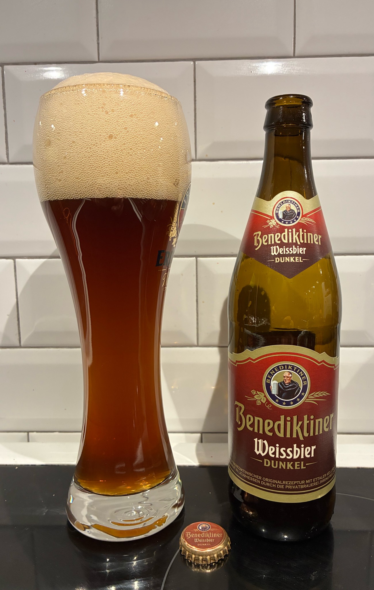 Benediktiner Weissbier Dunkel, Benediktiner Weißbräu GmbH