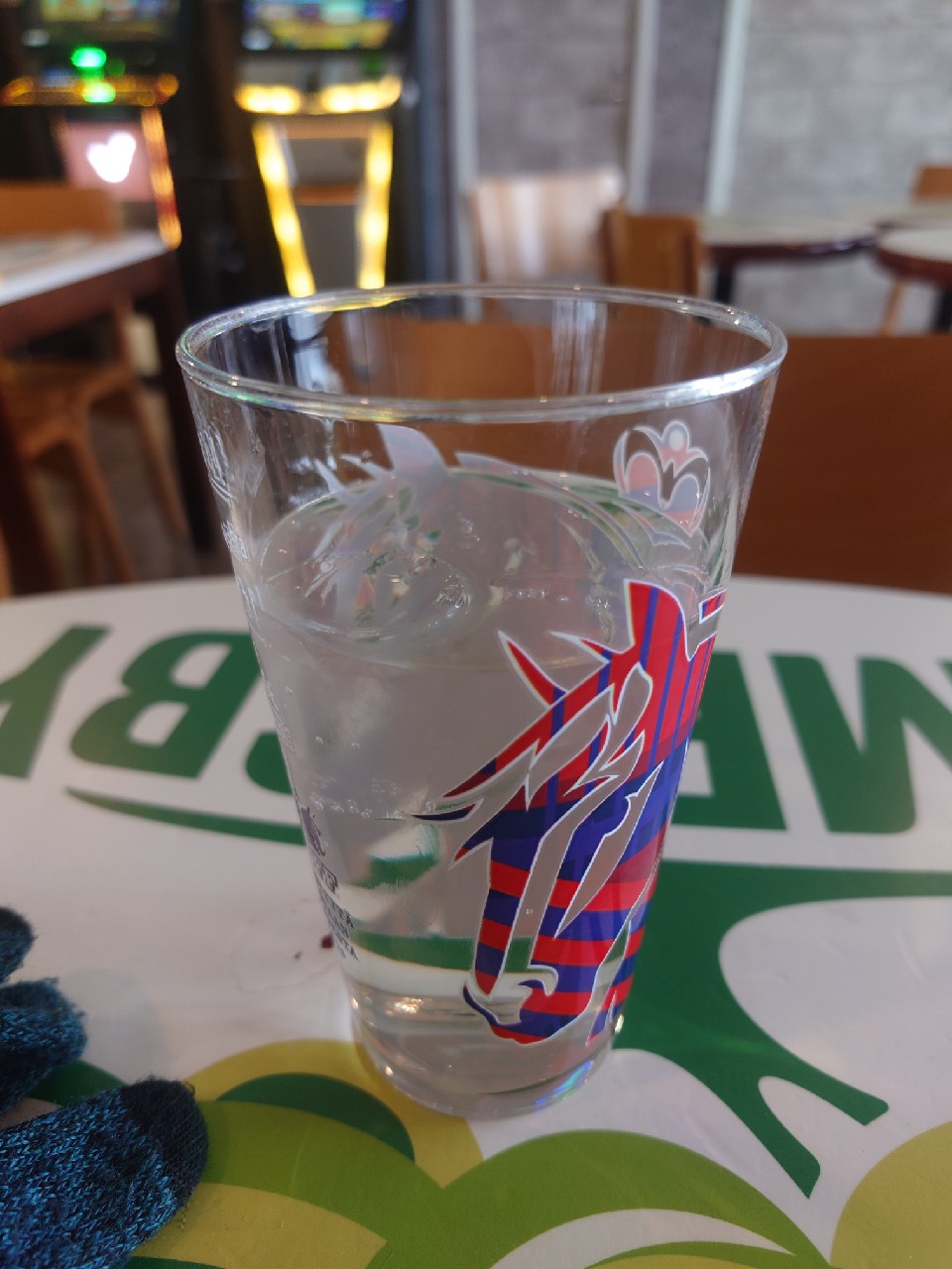 Hard Seltzer Juiced Peach, Finland