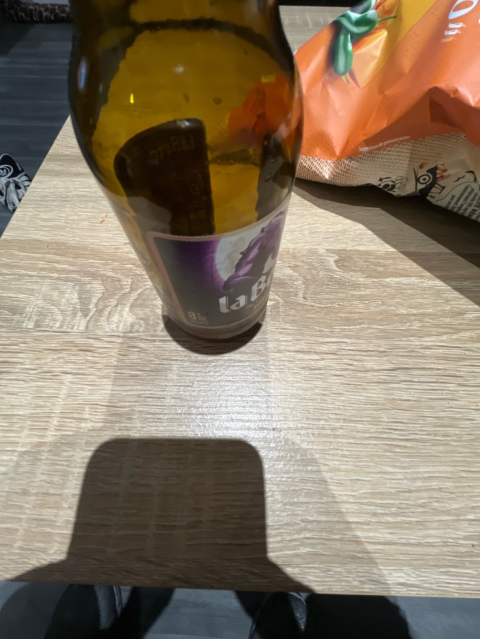 La Bête Blonde, France