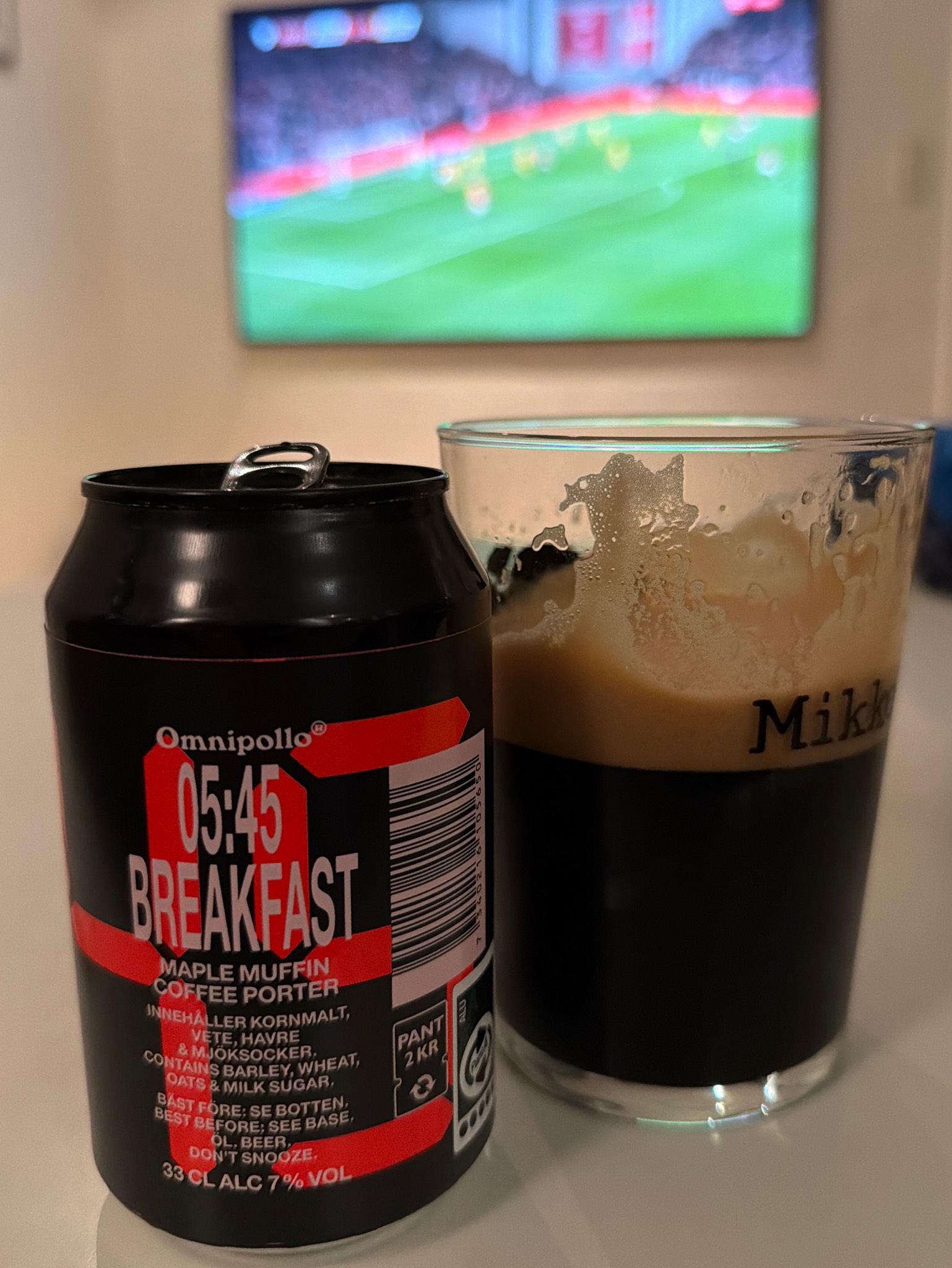 05:45 Breakfast, Sweden