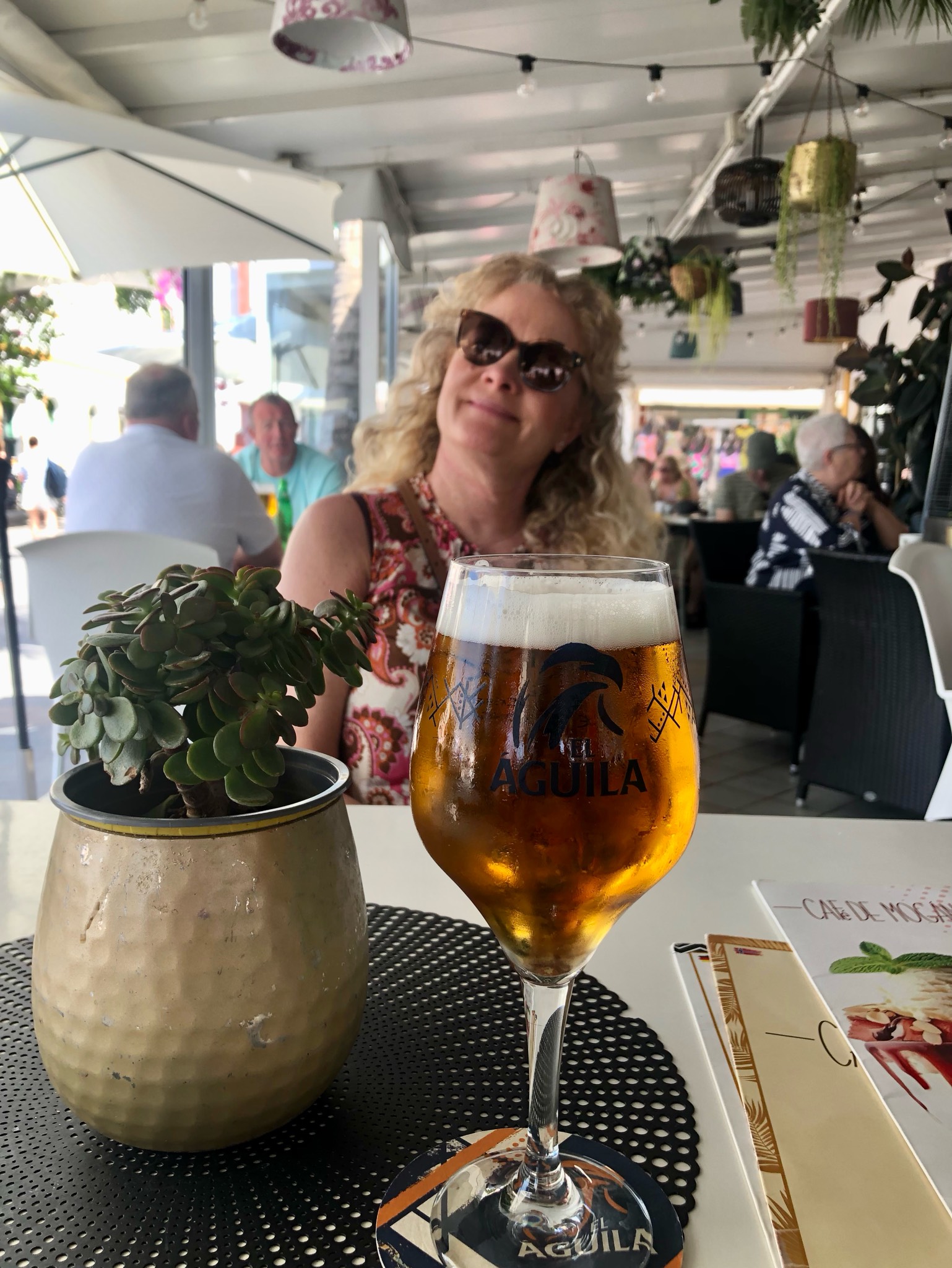 El Águila Dorada, Spain