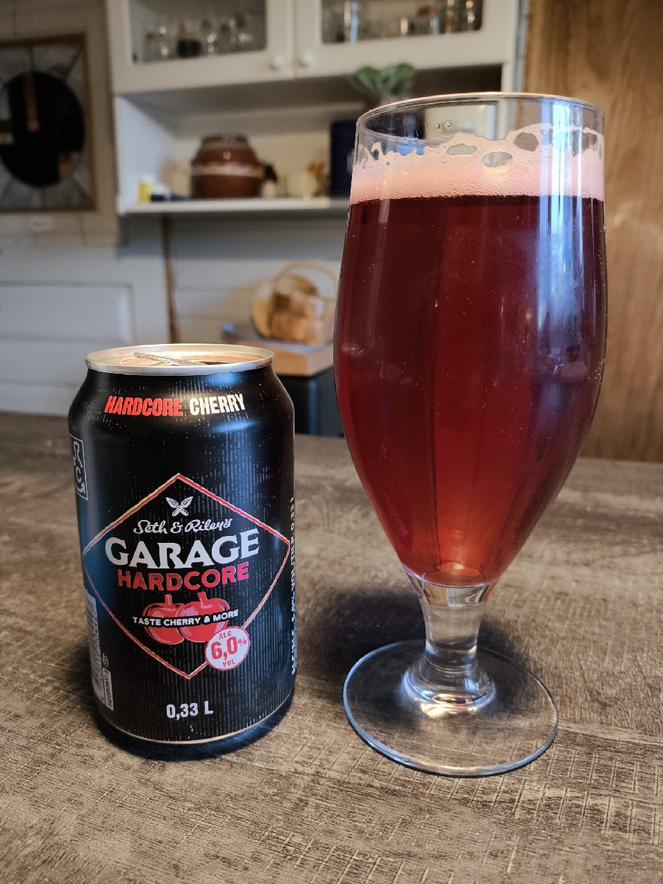 Garage Hardcore Cherry, Estonia