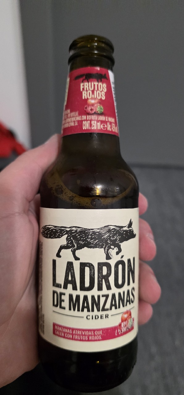 Ladrón de Manzanas Cider - Manzana y Frutos Rojos, Heineken España