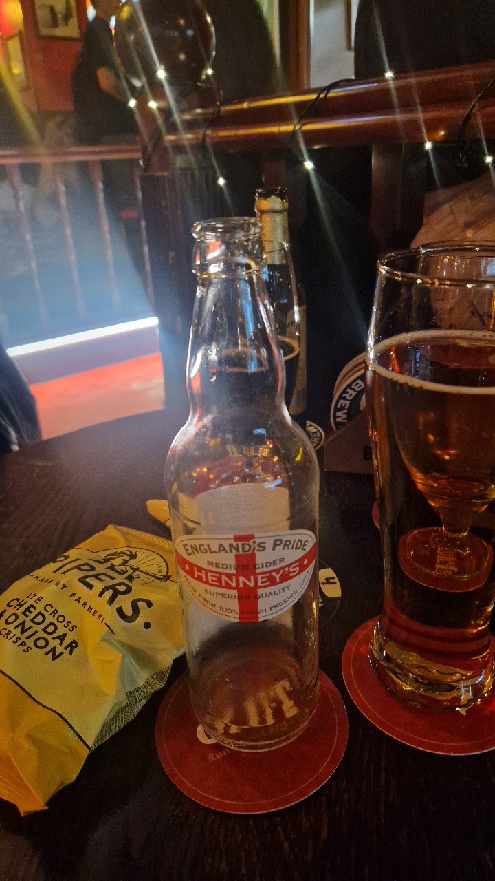 Henney's England's Pride, Henney's