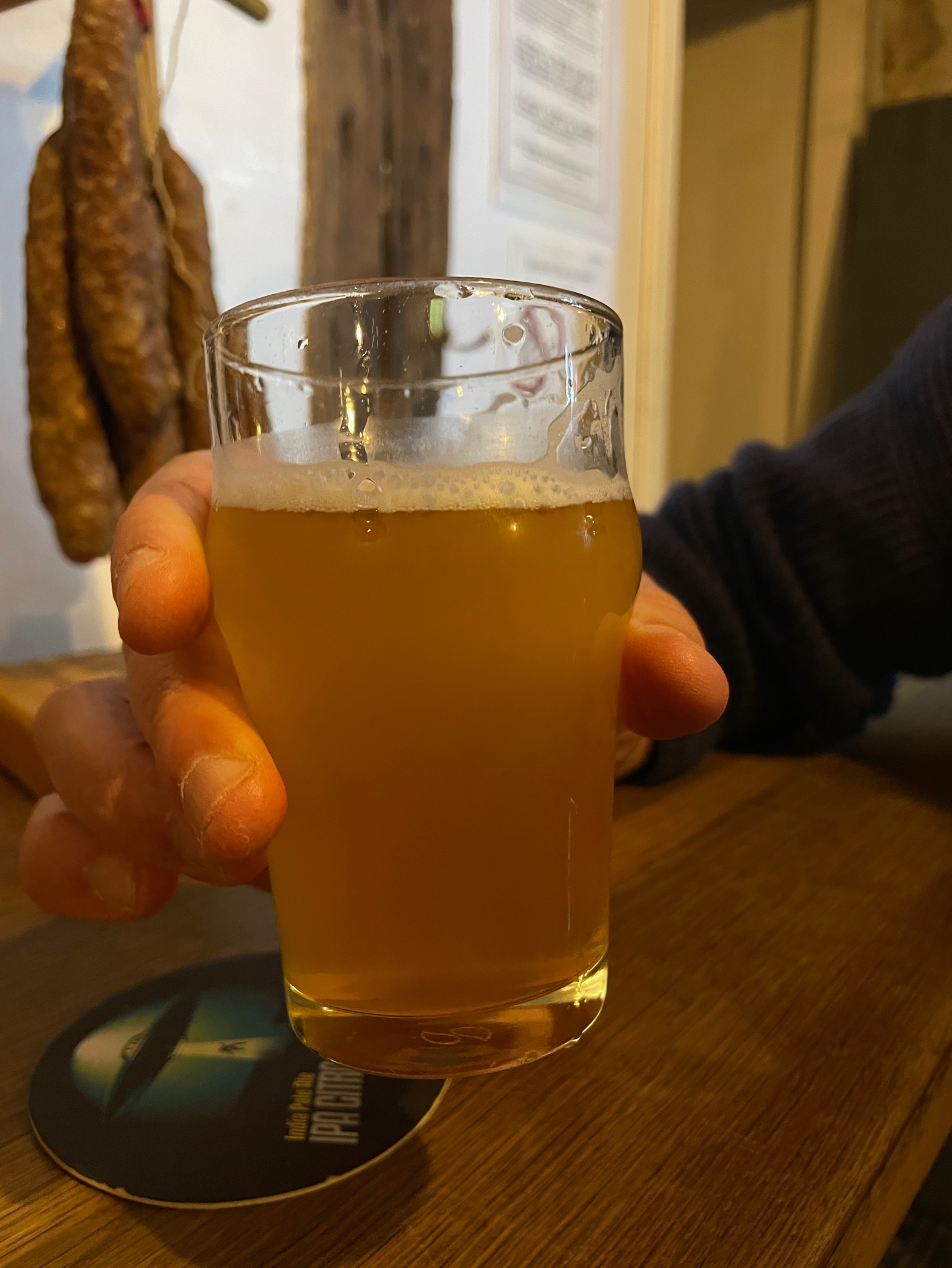 Qui Vit Dans Un Ananas Dans La Mer?, France