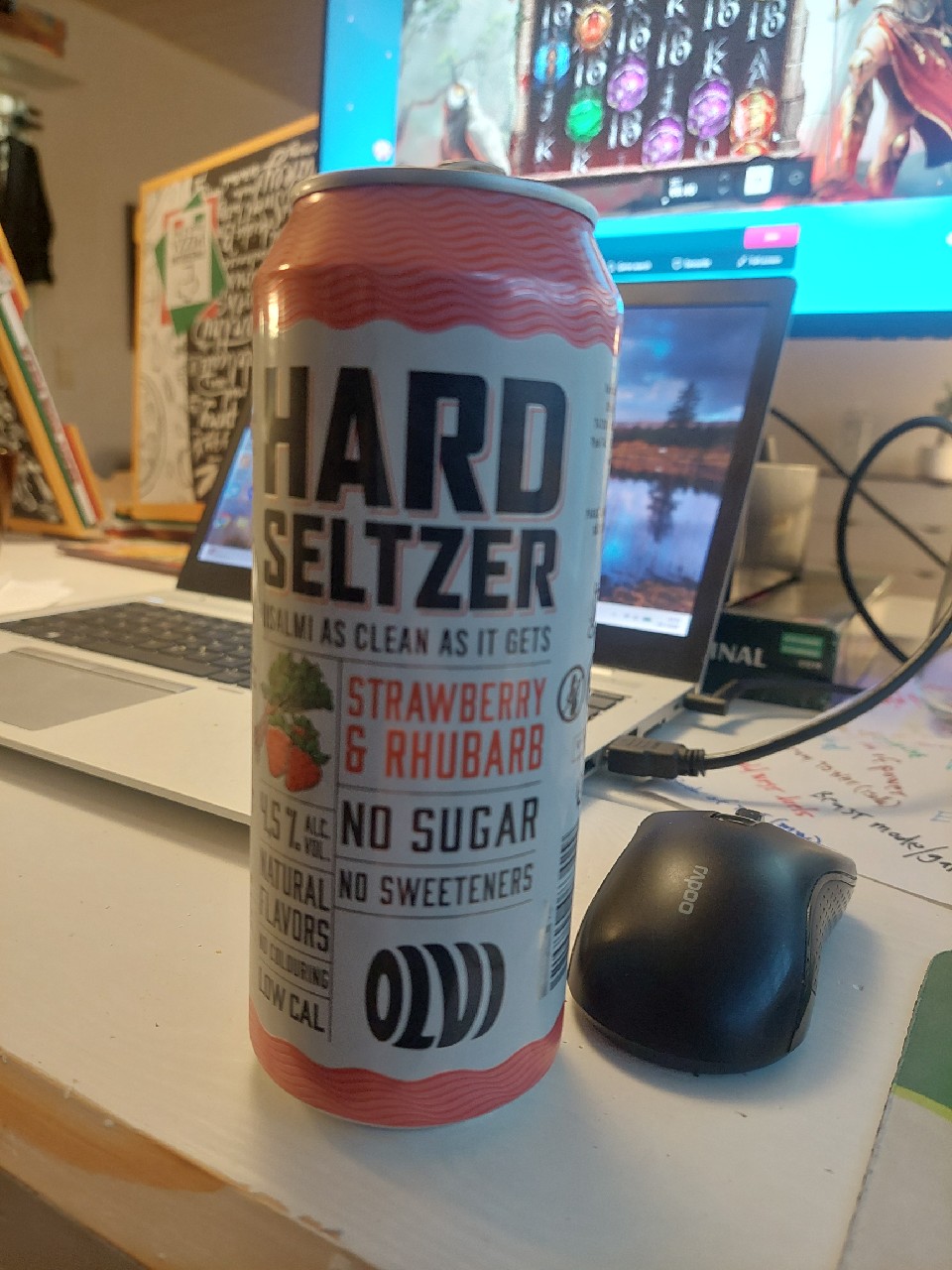 Hard Seltzer Strawberry & Rhubarb, Finland