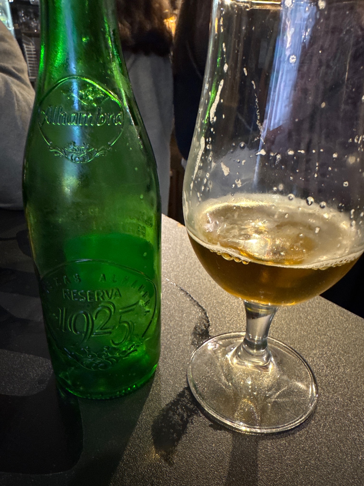 Alhambra Reserva 1925, Alhambra (Grupo Mahou-San Miguel)
