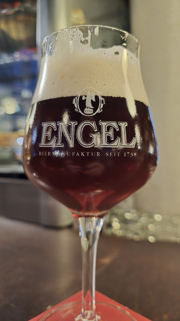 Engel Dunkel, Biermanufaktur Engel GmbH & Co. KG