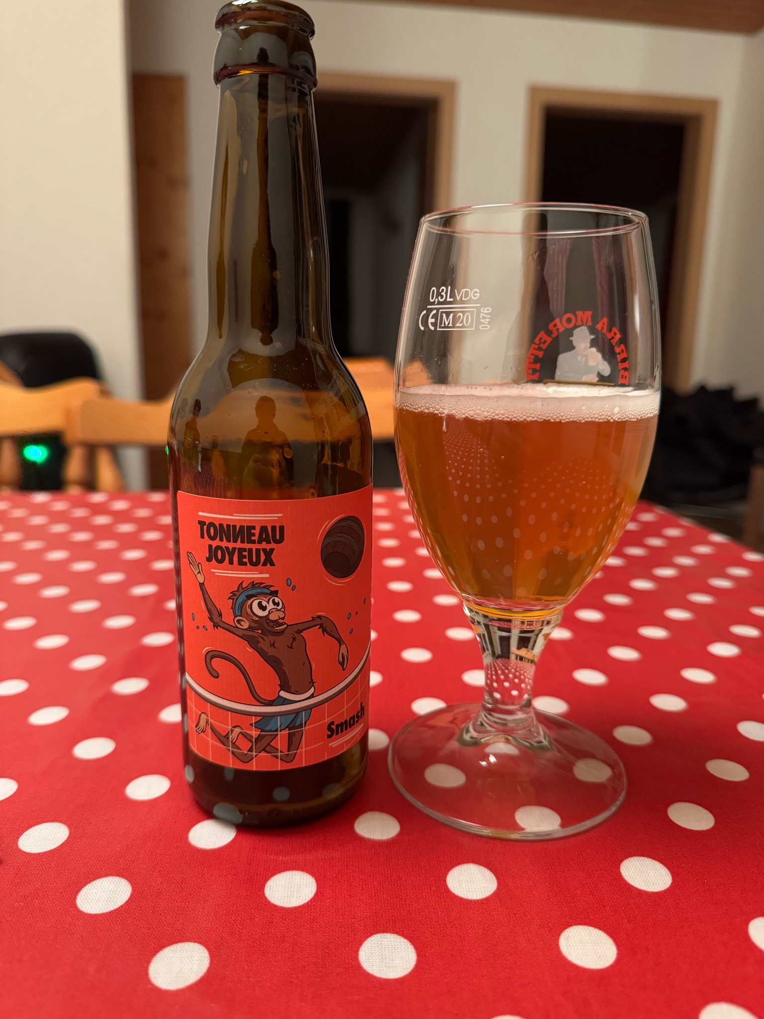 Tonneau joyeux, Smah