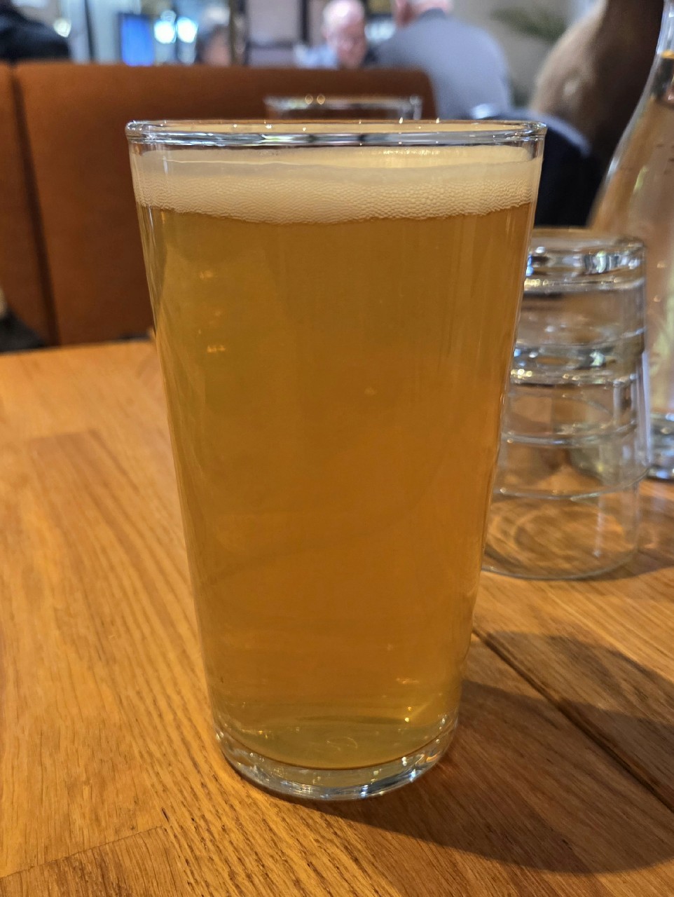 Ayinger Bräuweisse, Ayinger Privatbrauerei