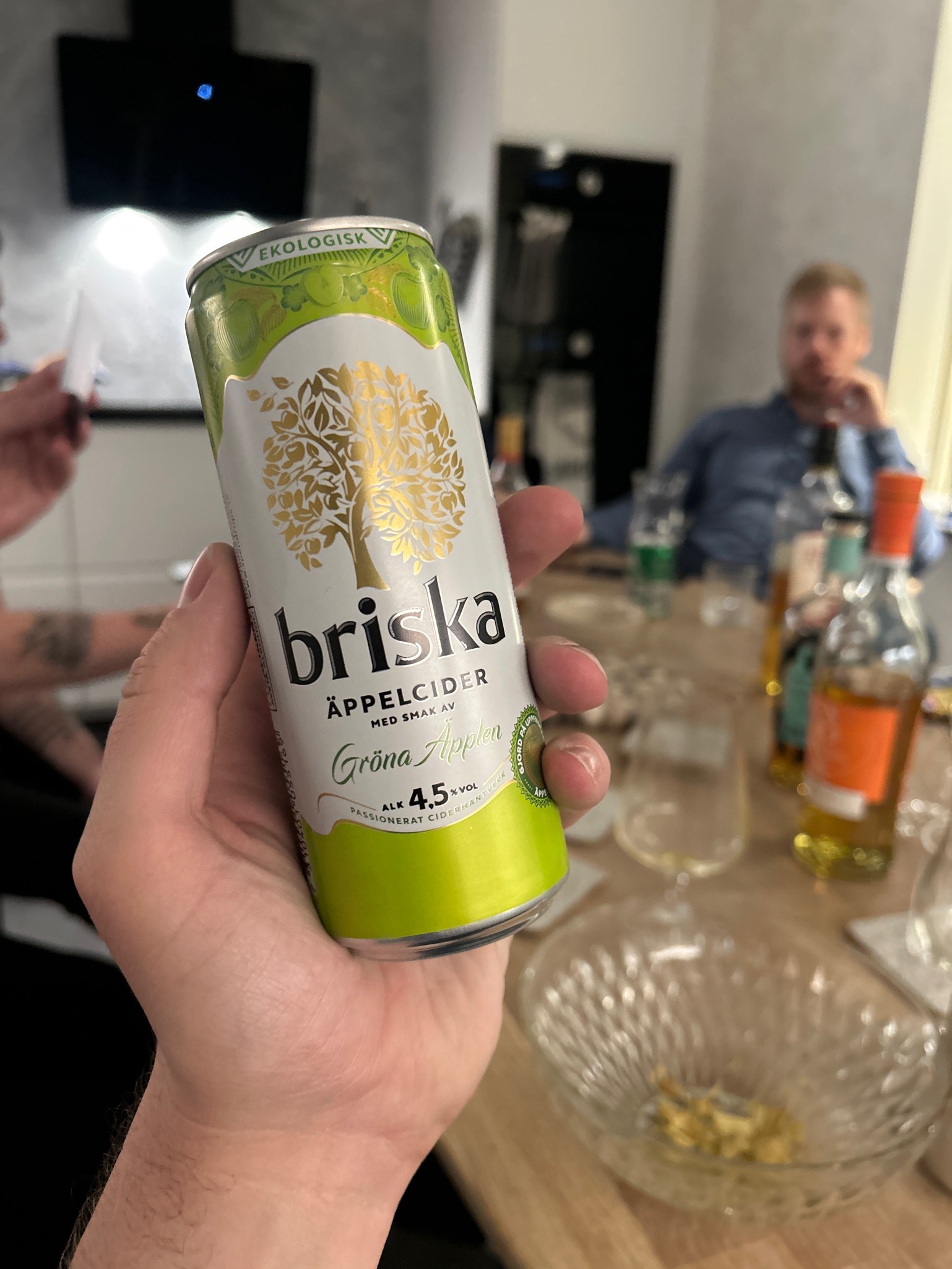 Briska Äppelcider Med Smak Av Gröna Äpplen, Sweden