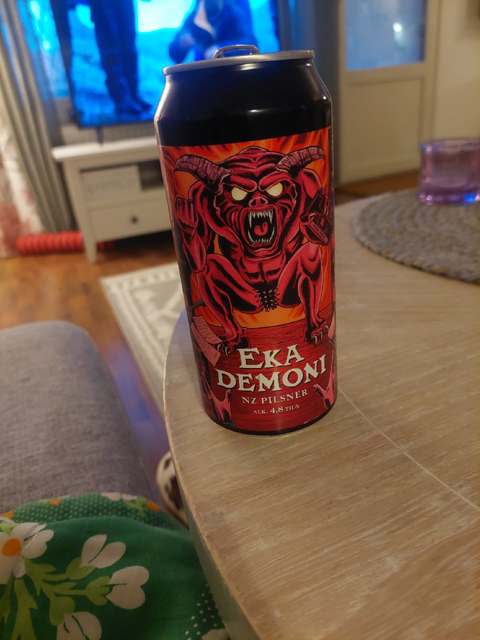Eka Demoni, Finland