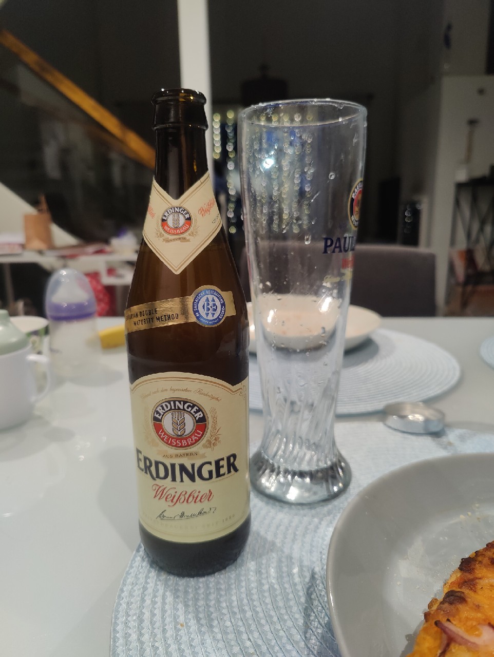 Erdinger Weißbier / Hefe-Weizen, Erdinger Weissbräu