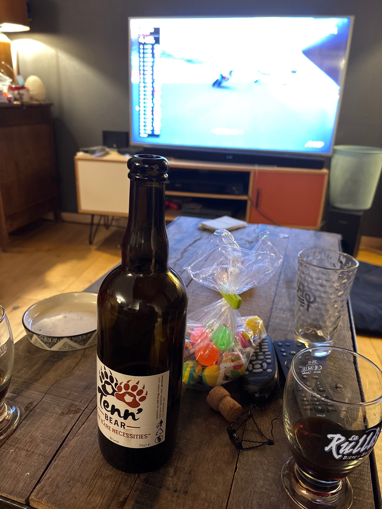 Tenn' Bear, Tenn' beer