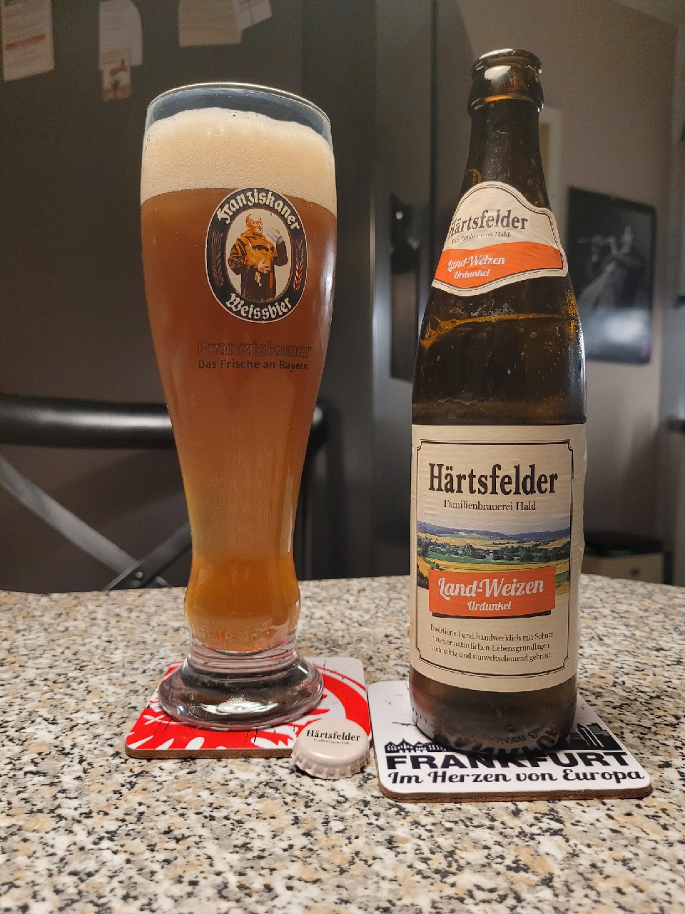 Härtsfelder Land-Weizen Urdunkel, Härtsfelder Familienbrauerei Hald