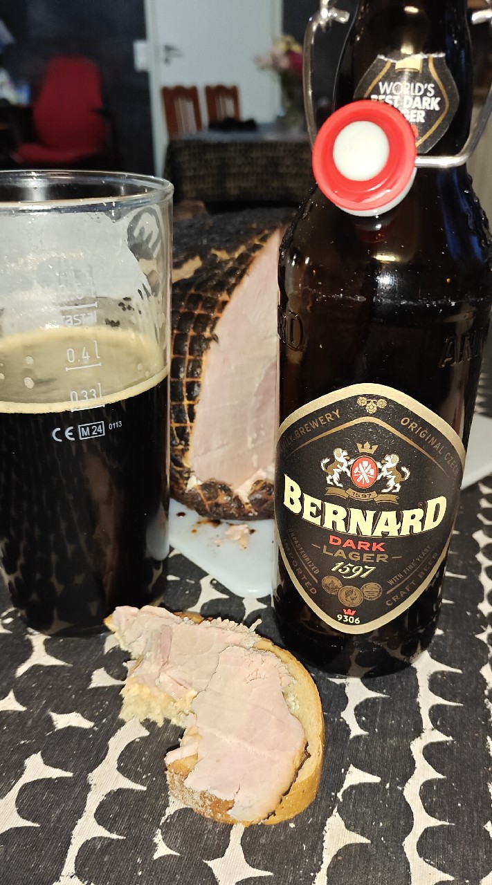 Dark Lager / Černý Ležák 12°, Bernard Family Brewery / Rodinný Pivovar Bernard