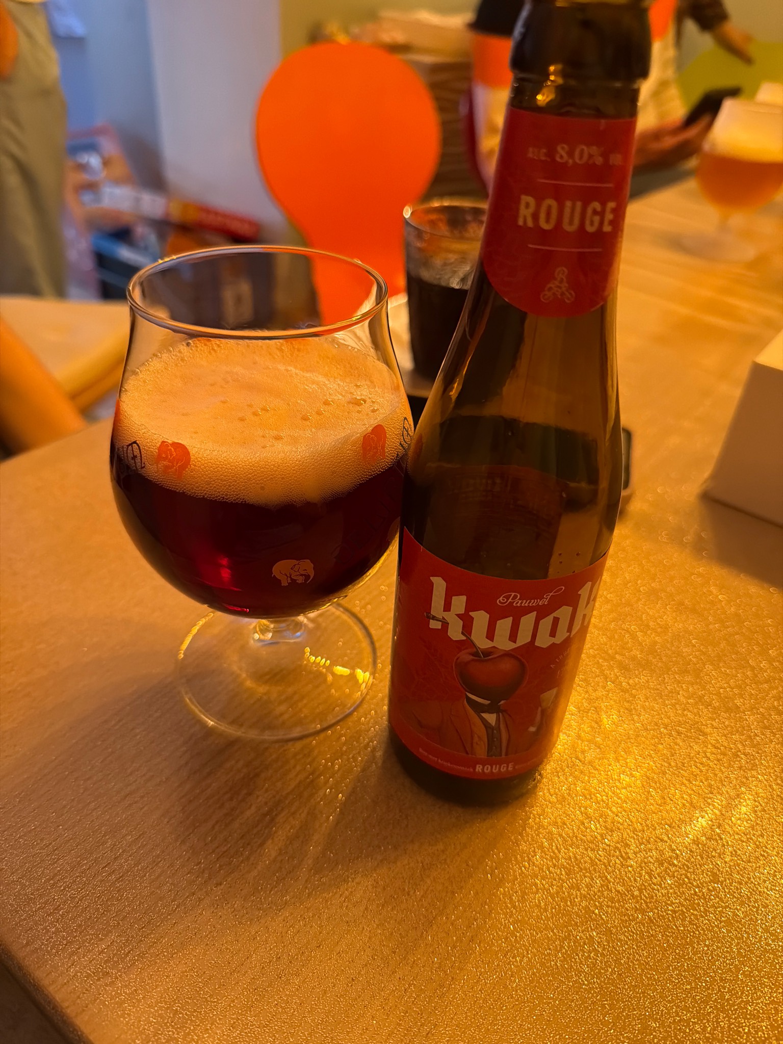 Kwak Rouge, Brouwerij Bosteels (AB-InBev)