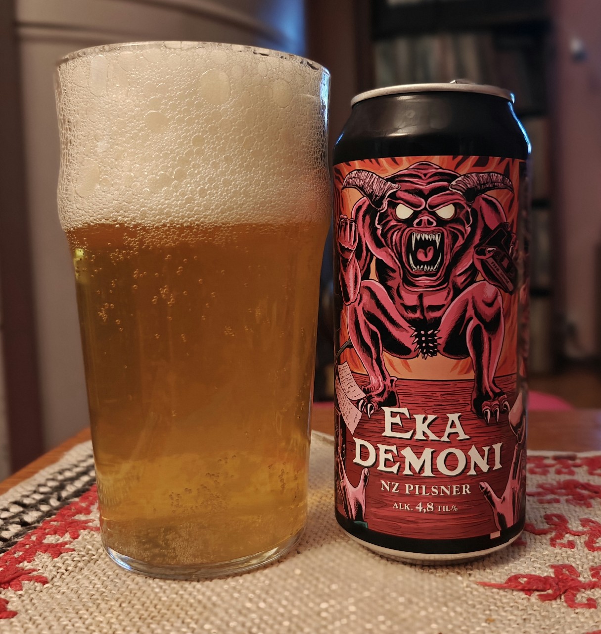 Eka Demoni, Finland