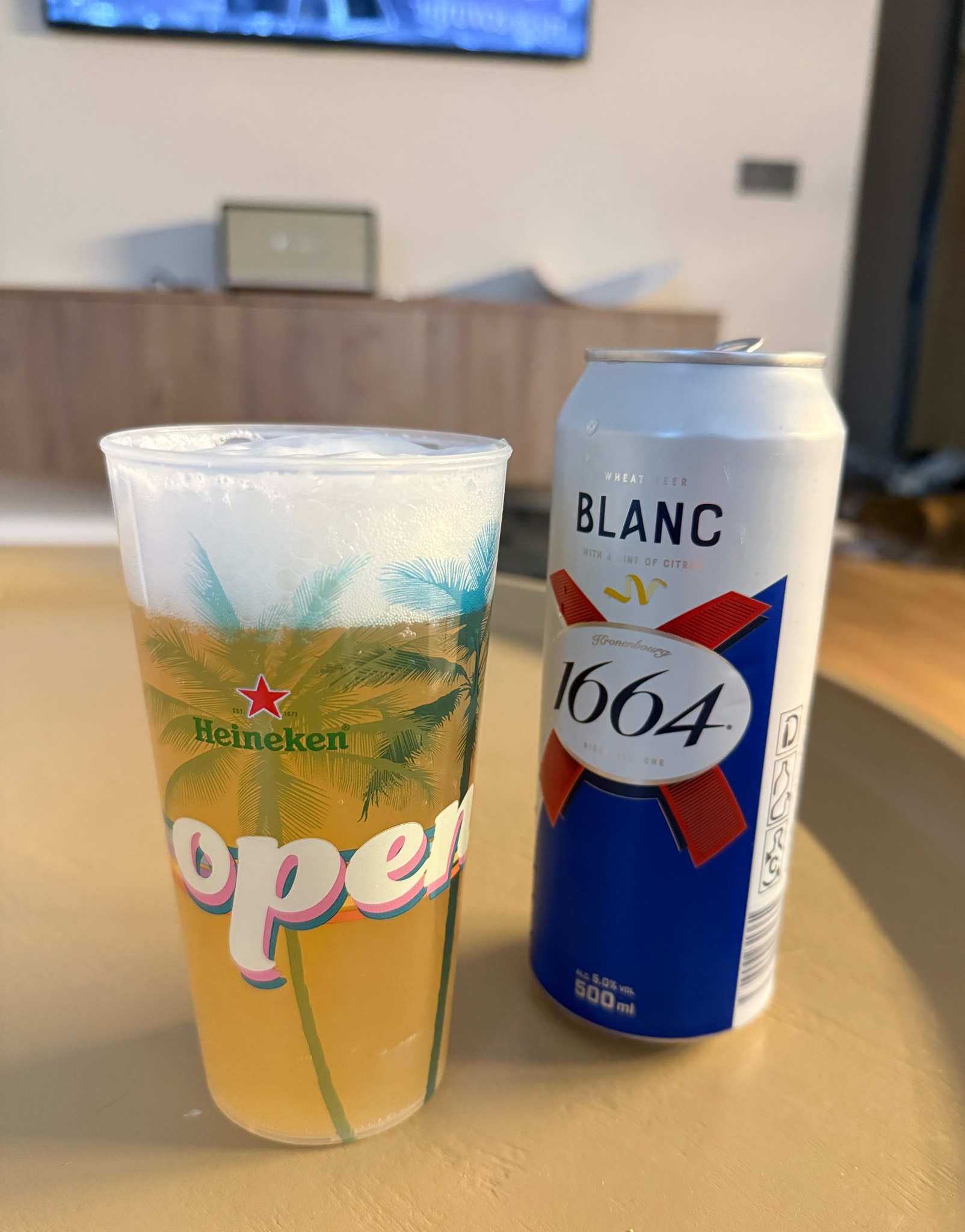 1664 Blanc, Kronenbourg (Carlsberg)