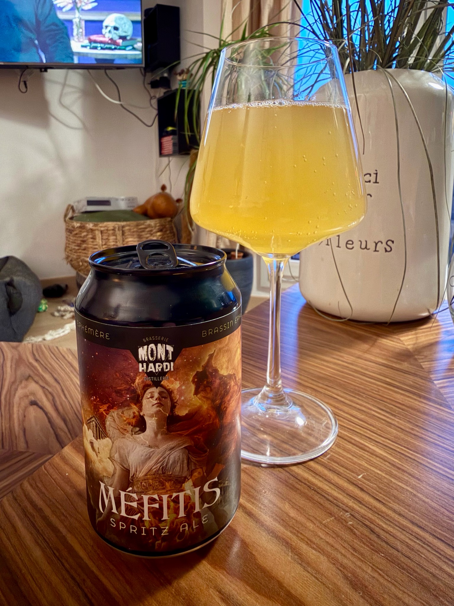 Méfitis, Mont Hardi