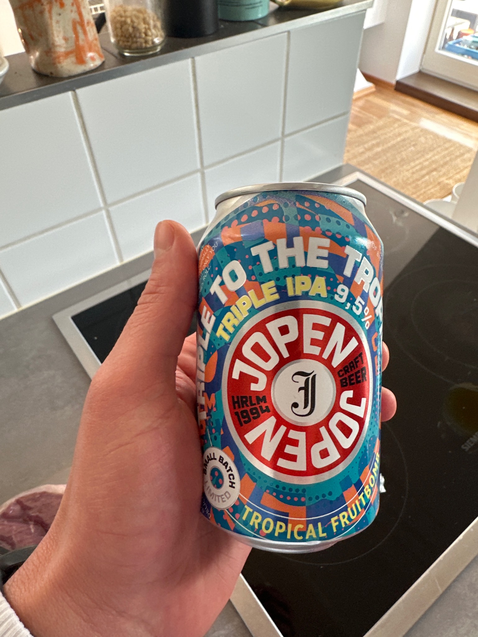 Triple to the tropics, Jopen