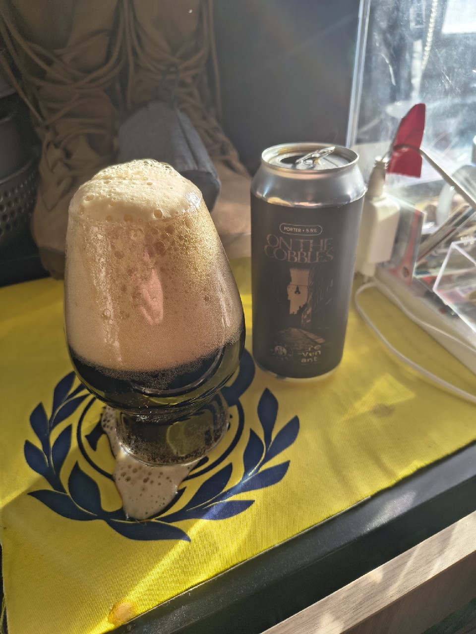 On the Cobbles, Dry & Bitter Brewing Company