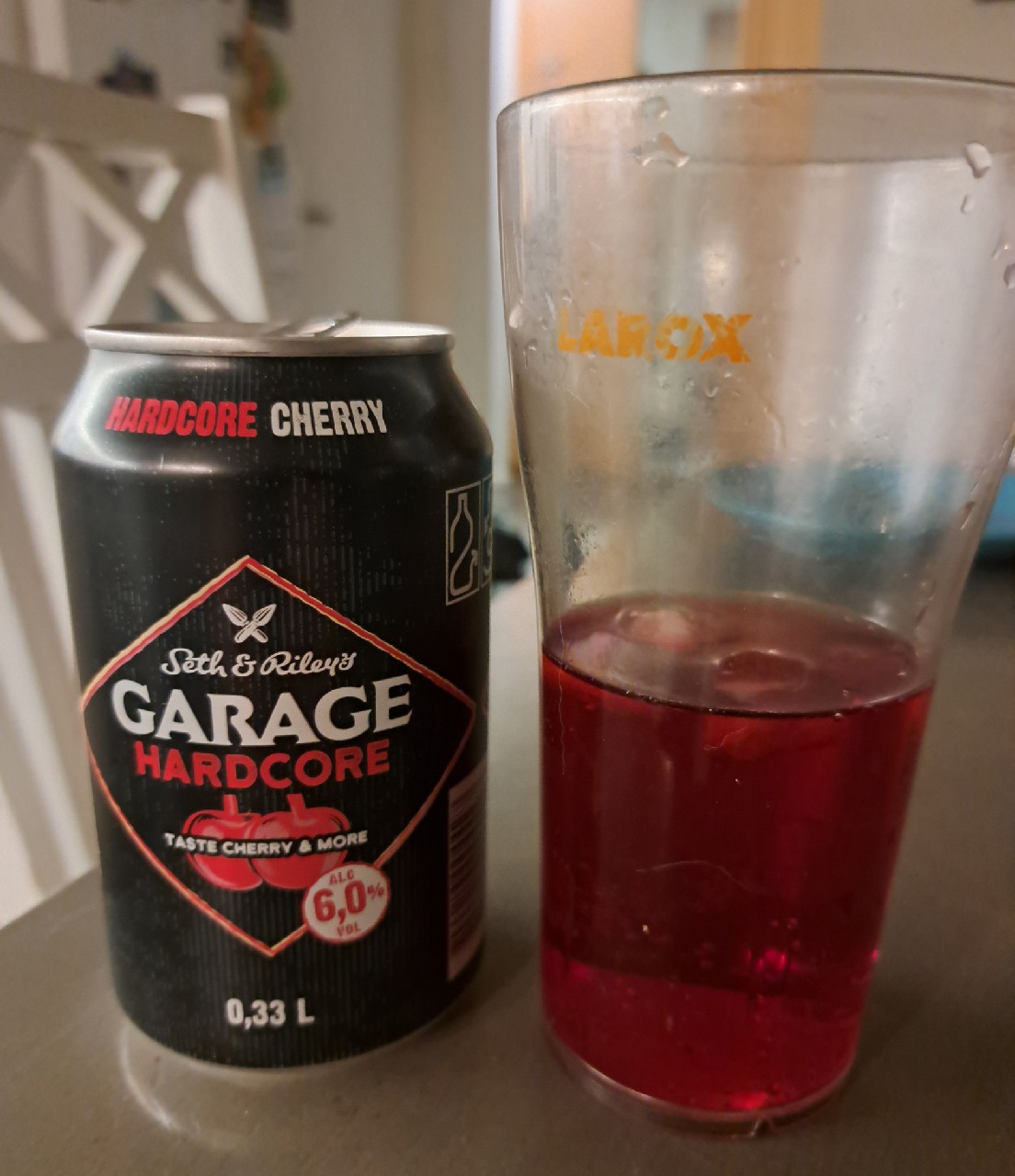 Garage Hardcore Cherry, Estonia