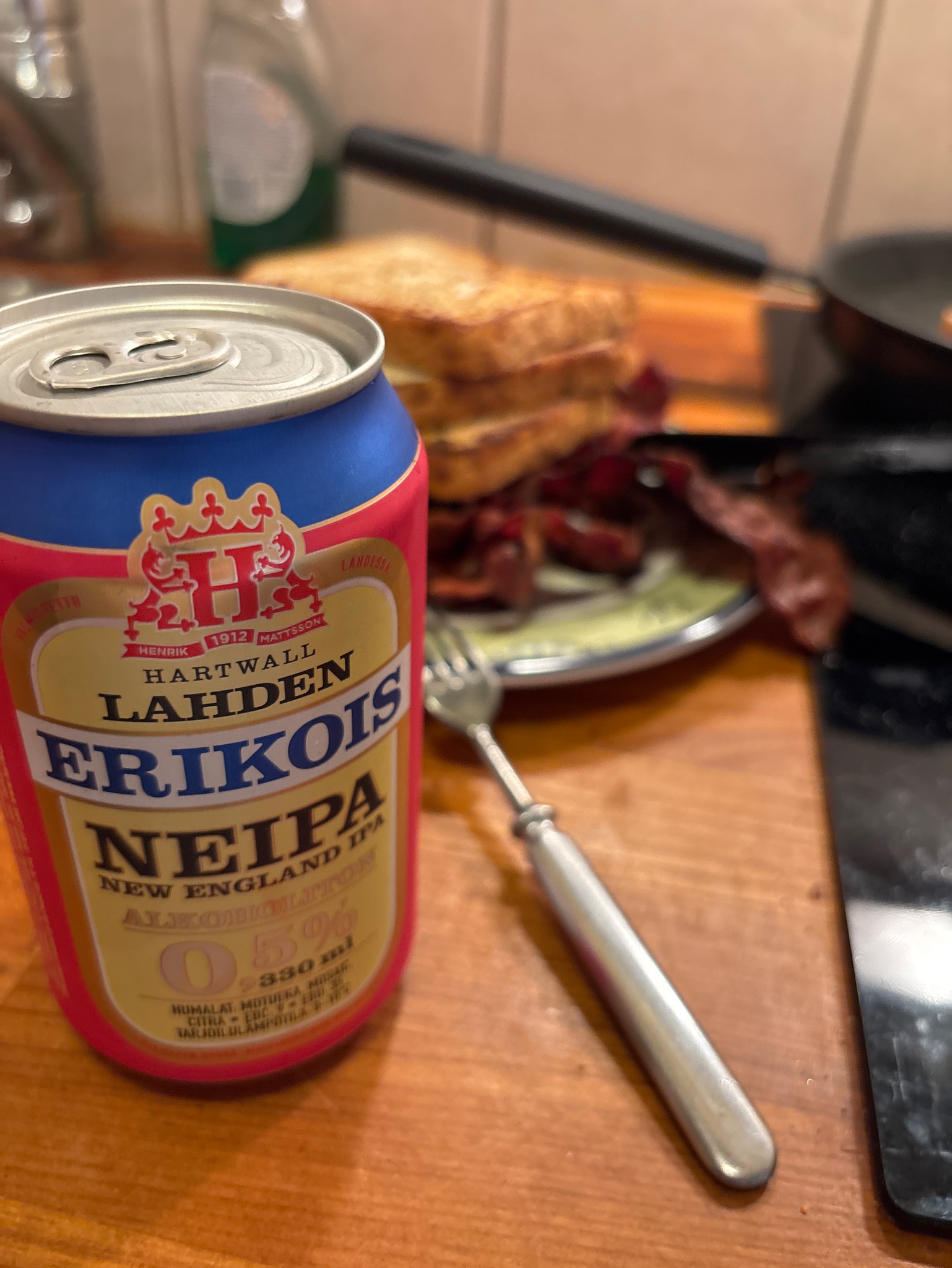 Lahden Erikois NEIPA Alkoholiton 0,5%, Finland