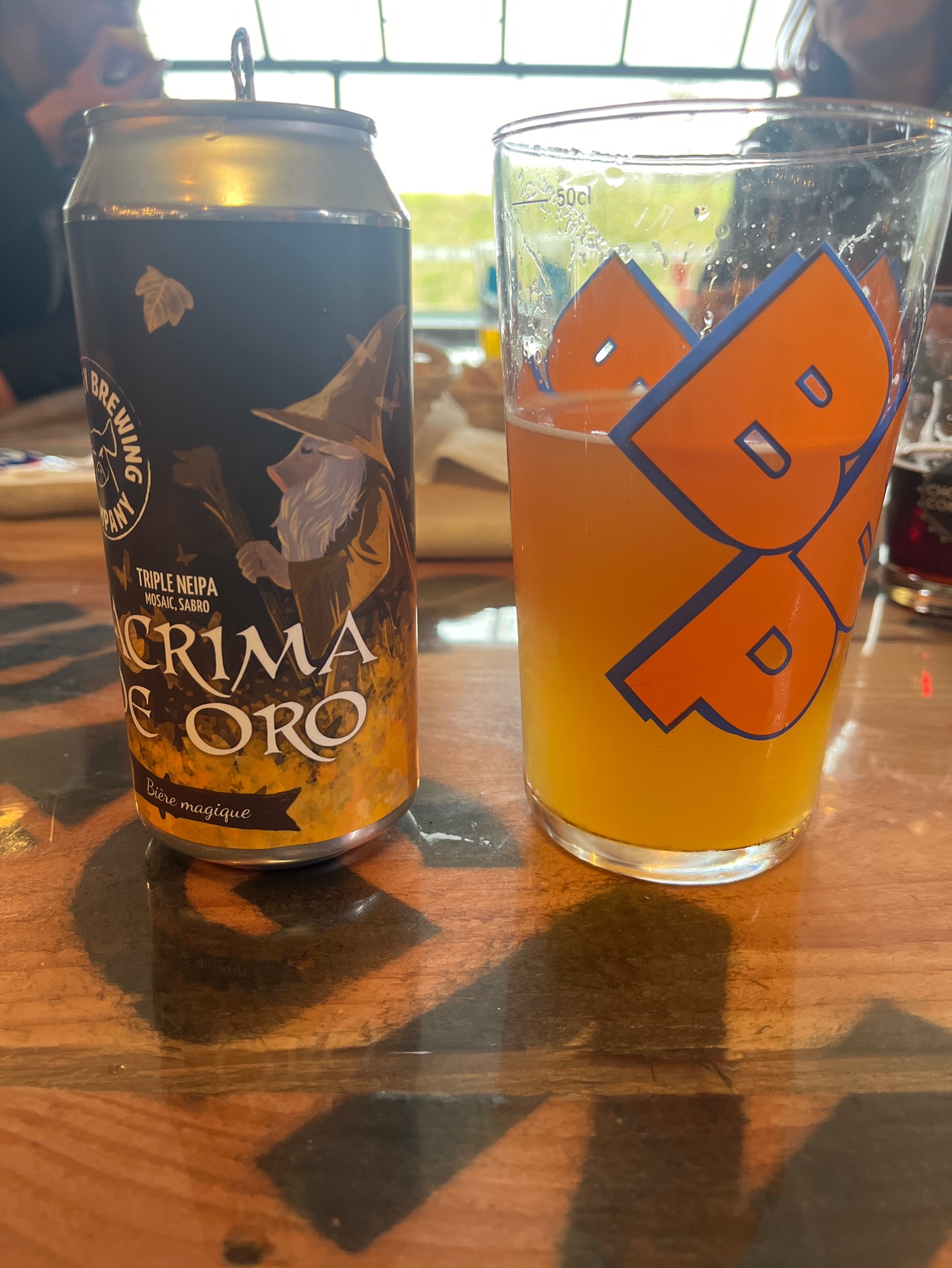 Lacrima De Oro, France