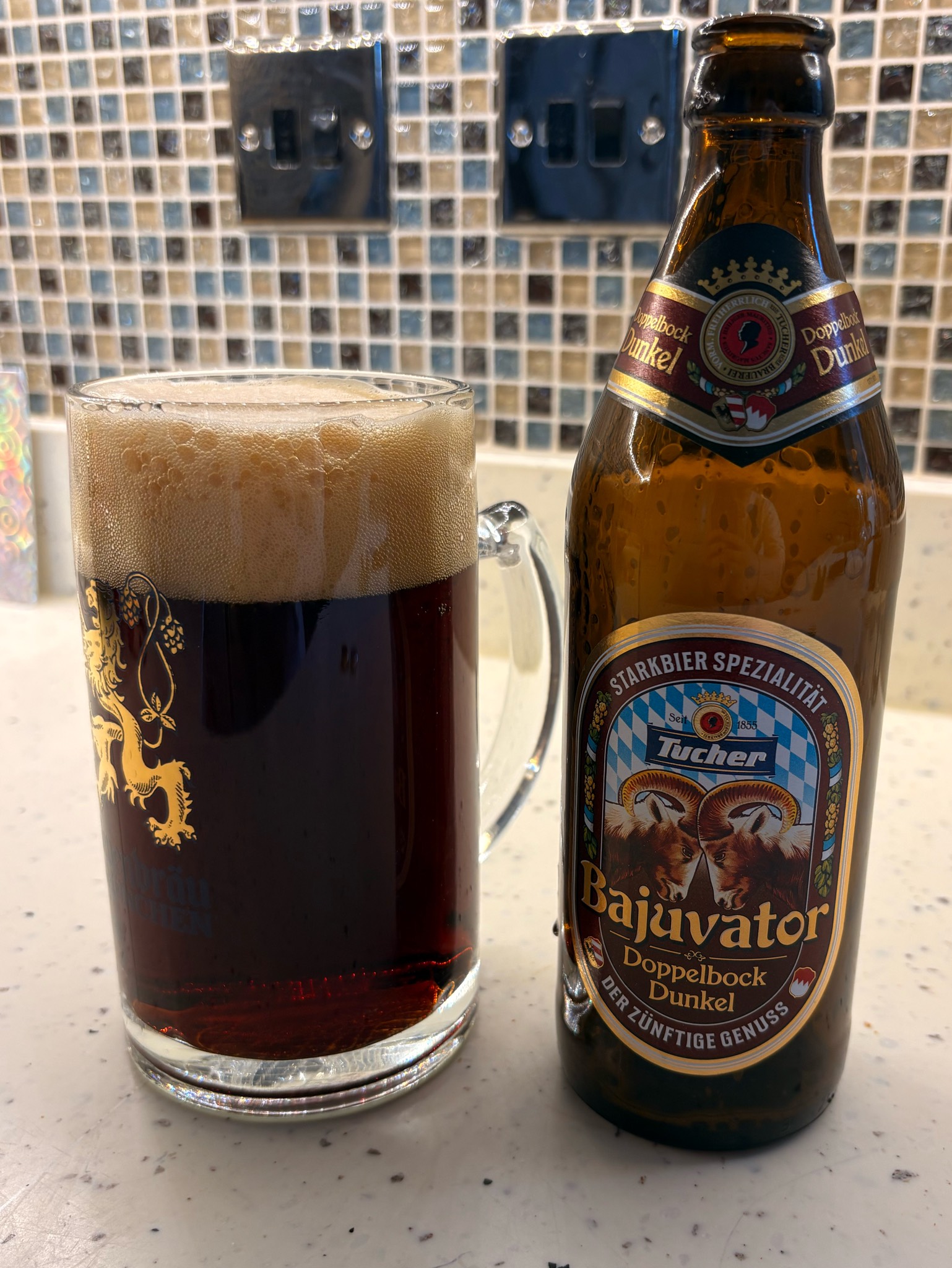 Bajuvator Doppelbock, Tucher Bräu