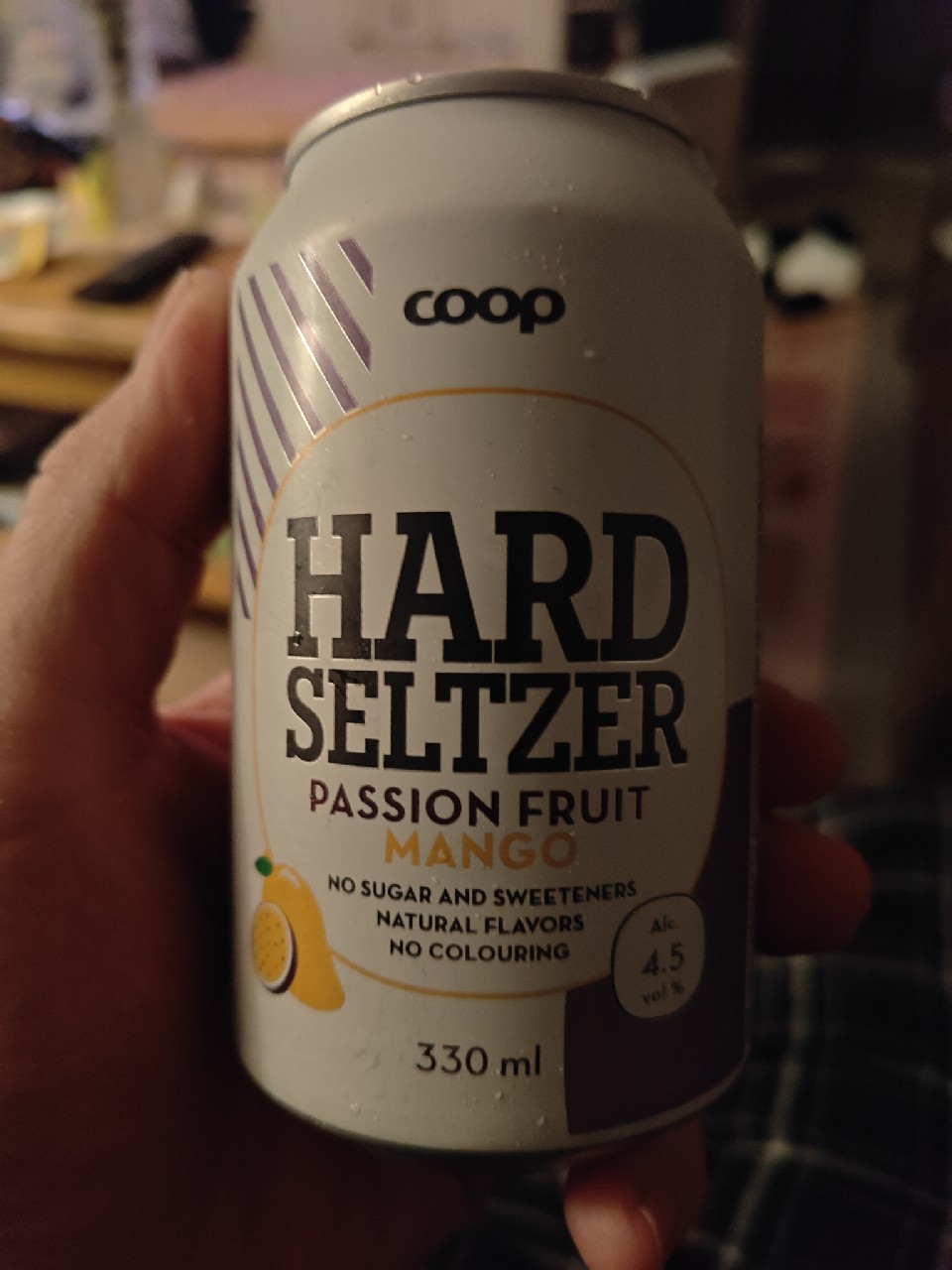 Rainbow Hard Seltzer Passion Fruit Mango, Finland