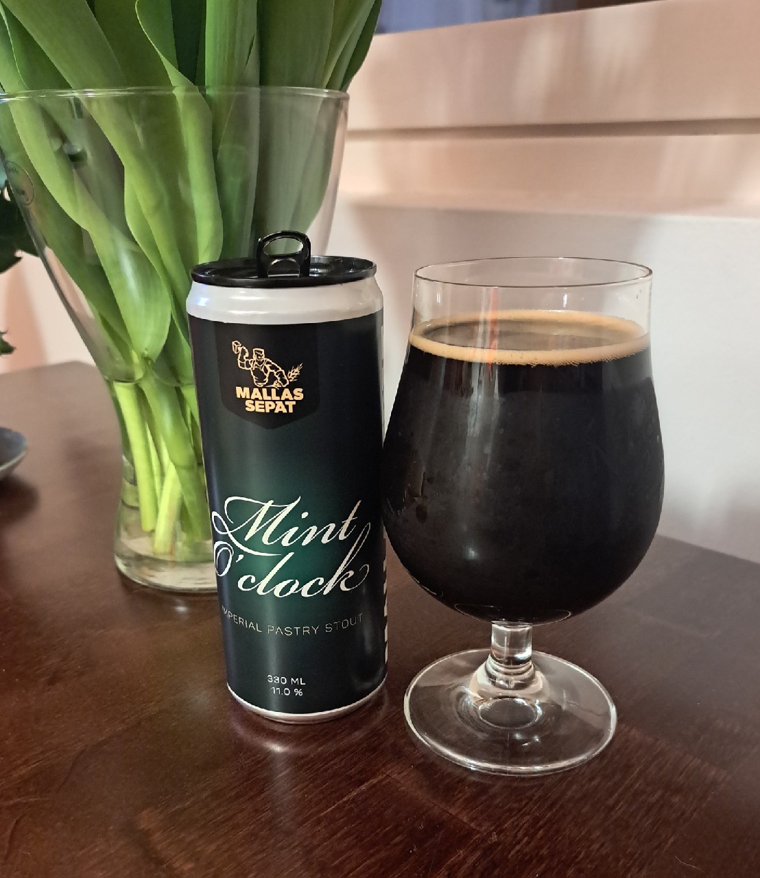 Mint O'Clock, Mallassepät