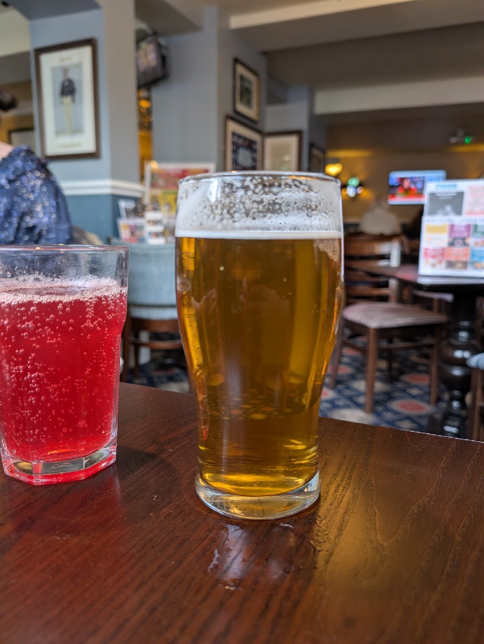 Golden Newt, Elgood's Brewery