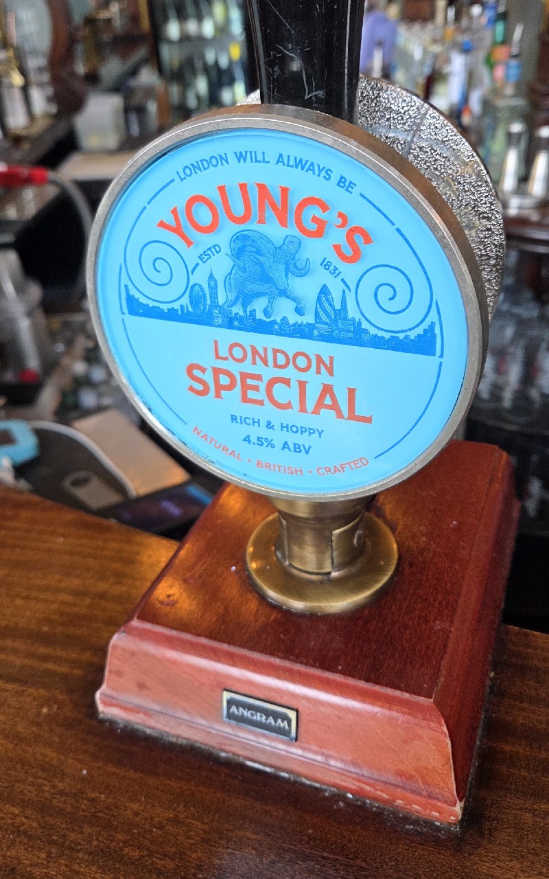 Young's Special London Ale, Eagle Brewery (formerly Charles Wells)