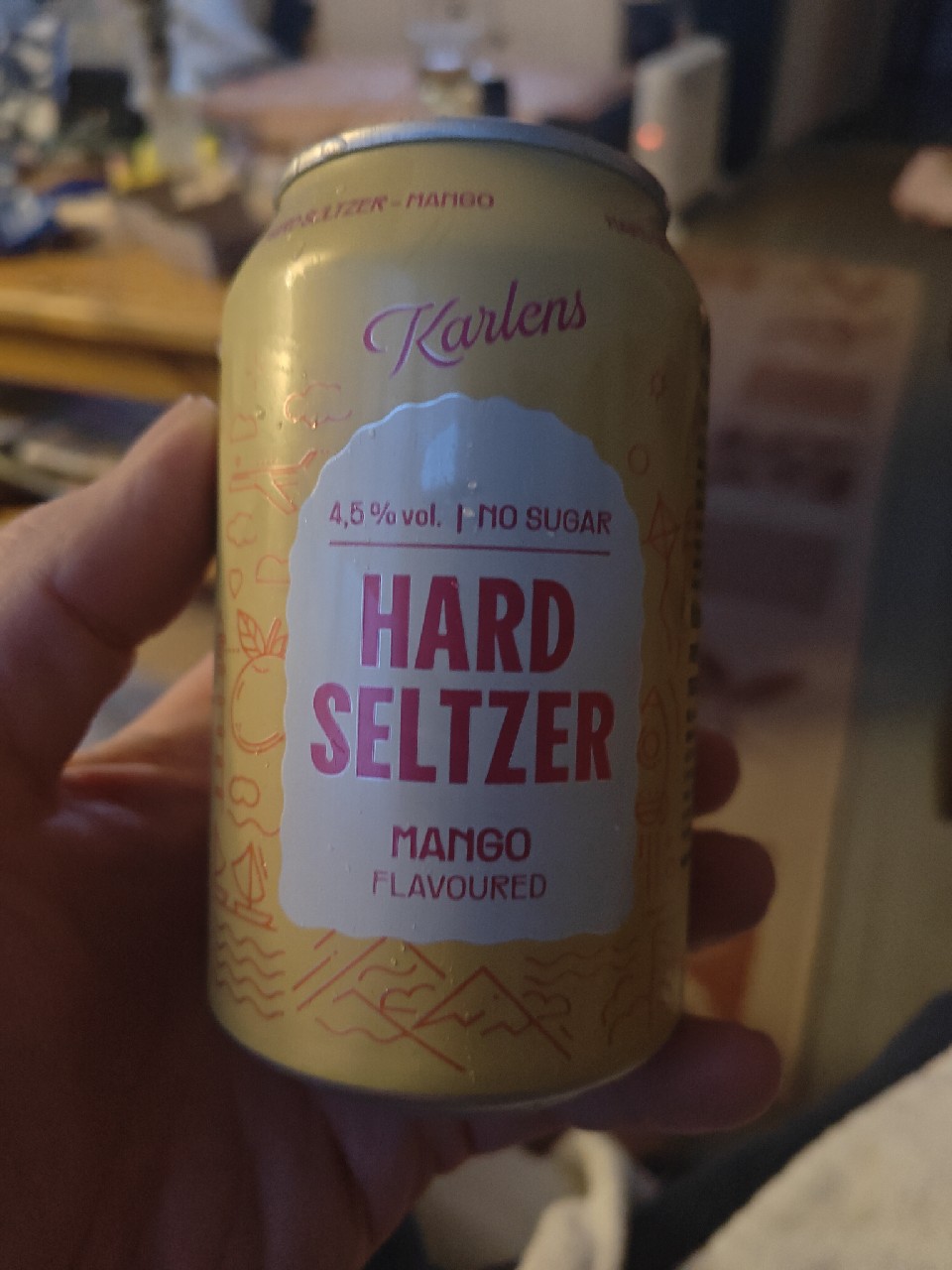 Karlens Vodka Hard Seltzer Mango, Finland
