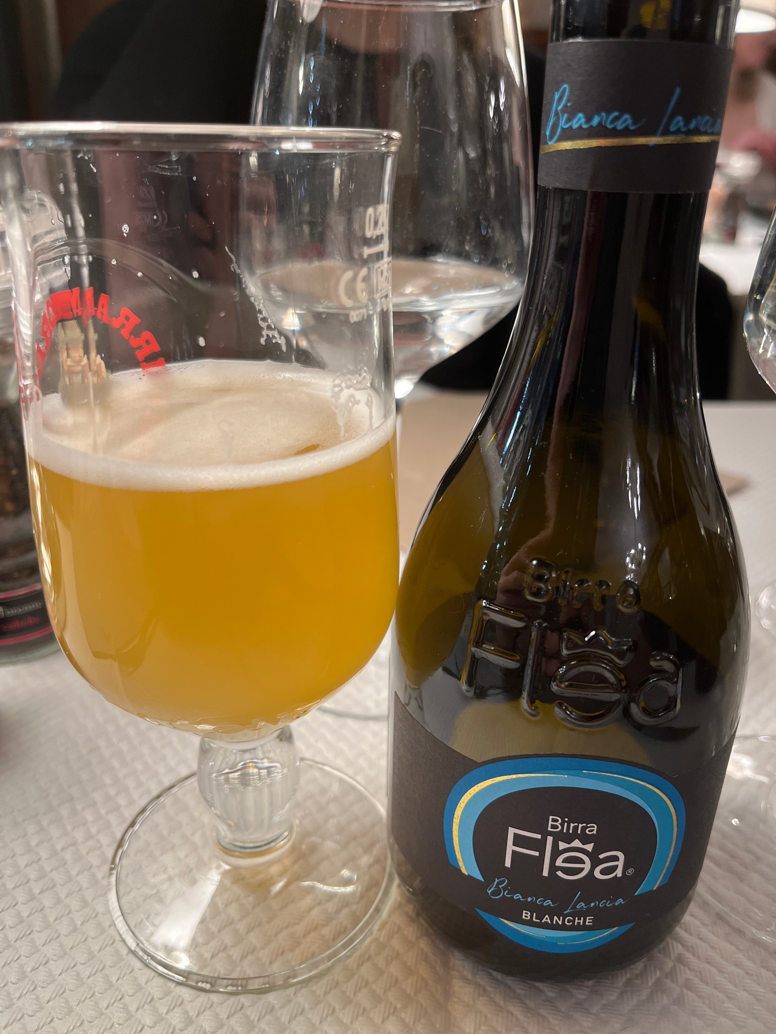 Bianca Lancia, Birra Flea