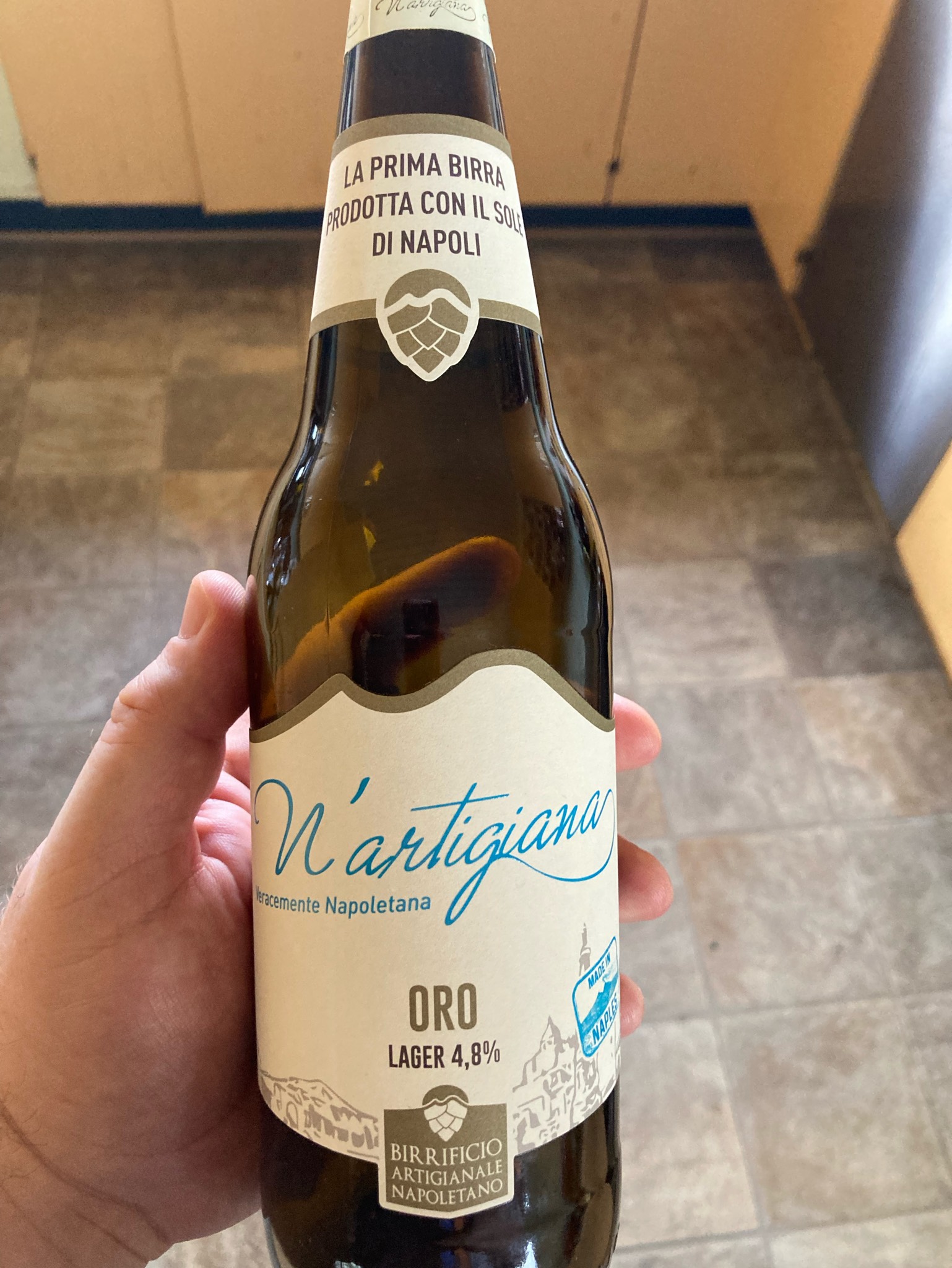 N'artigiana Oro, Italy