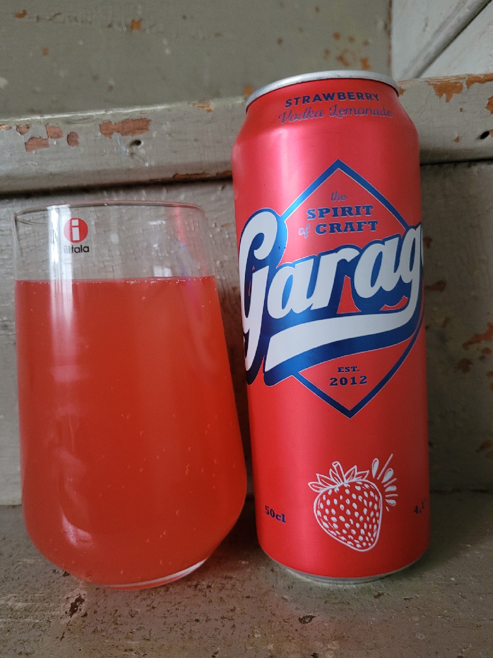 Garage Vodka Lemonade Strawberry, Finland