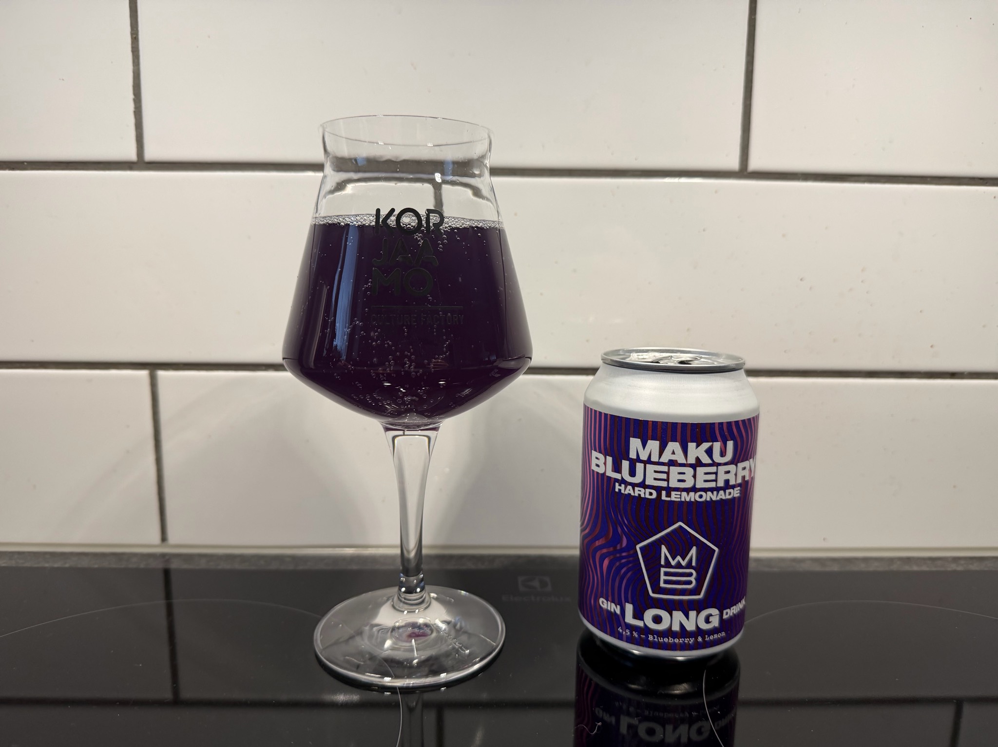Blueberry Hard Lemonade Gin Long Drink, Finland